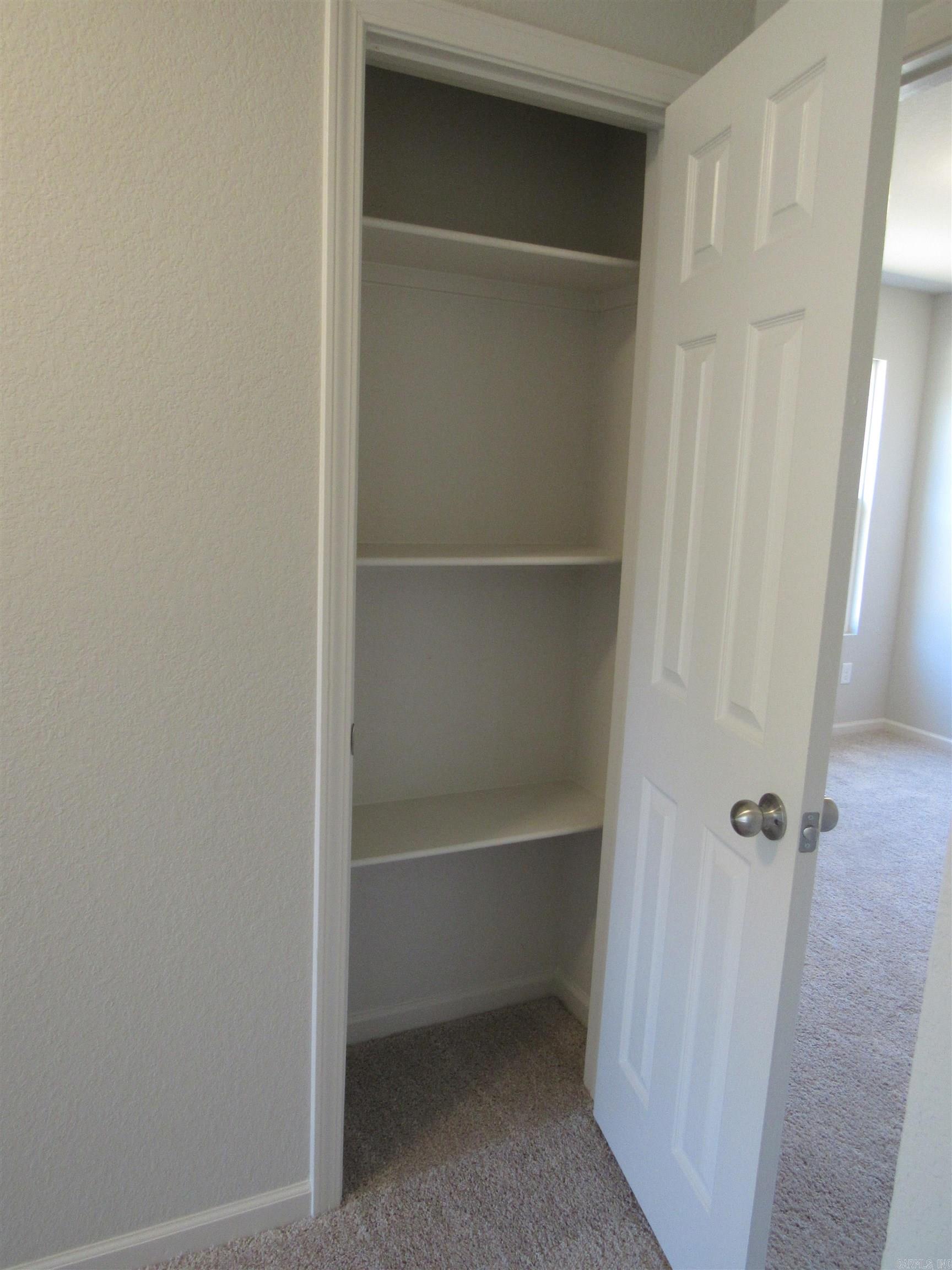 MUSEUM MEADOWS - Residential Lease