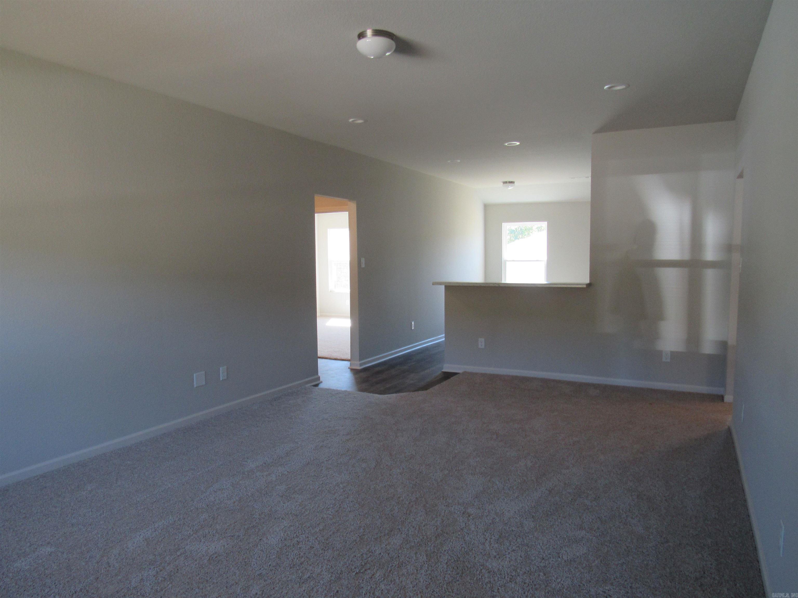 MUSEUM MEADOWS - Residential Lease