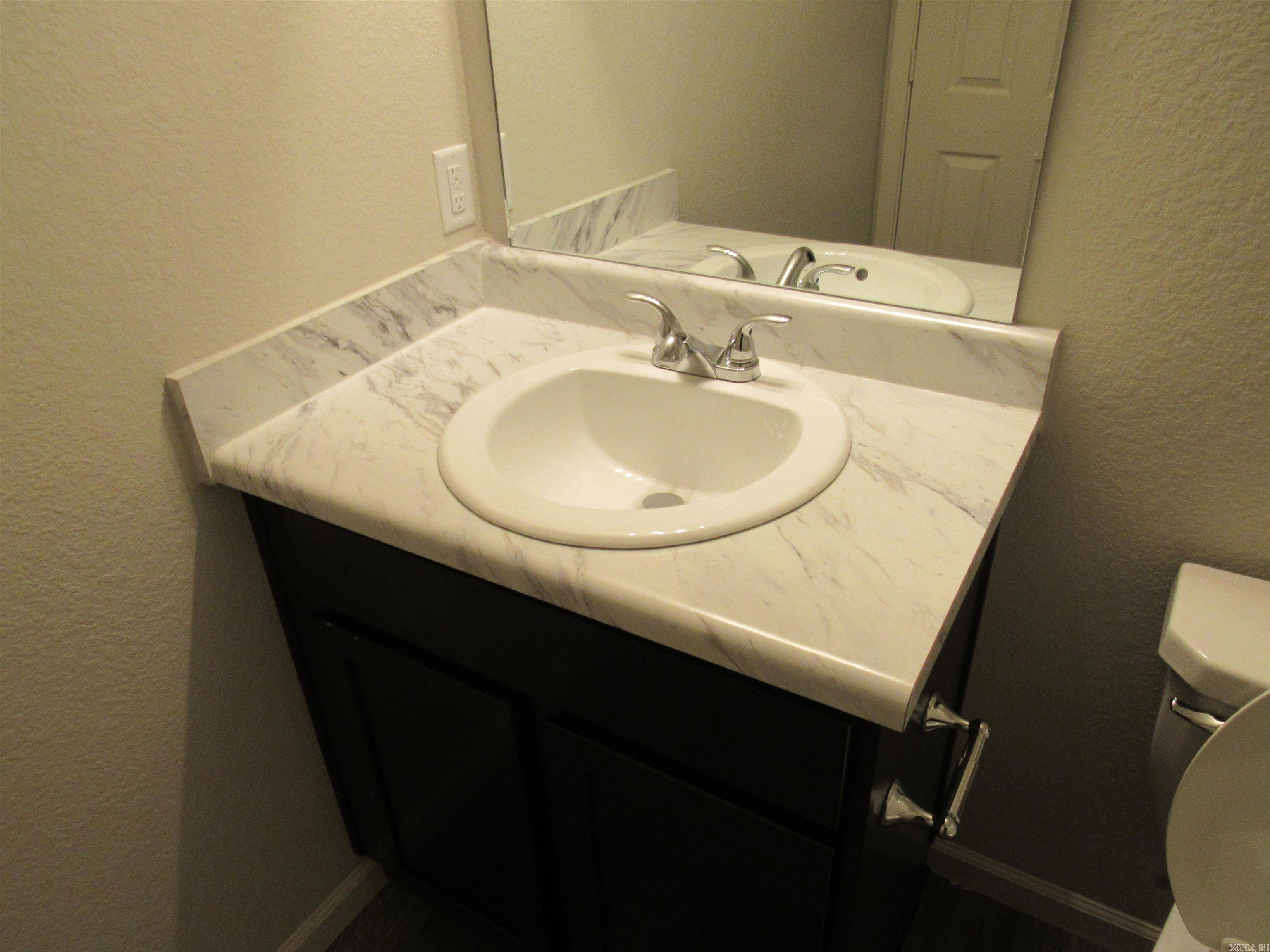 MUSEUM MEADOWS - Residential Lease