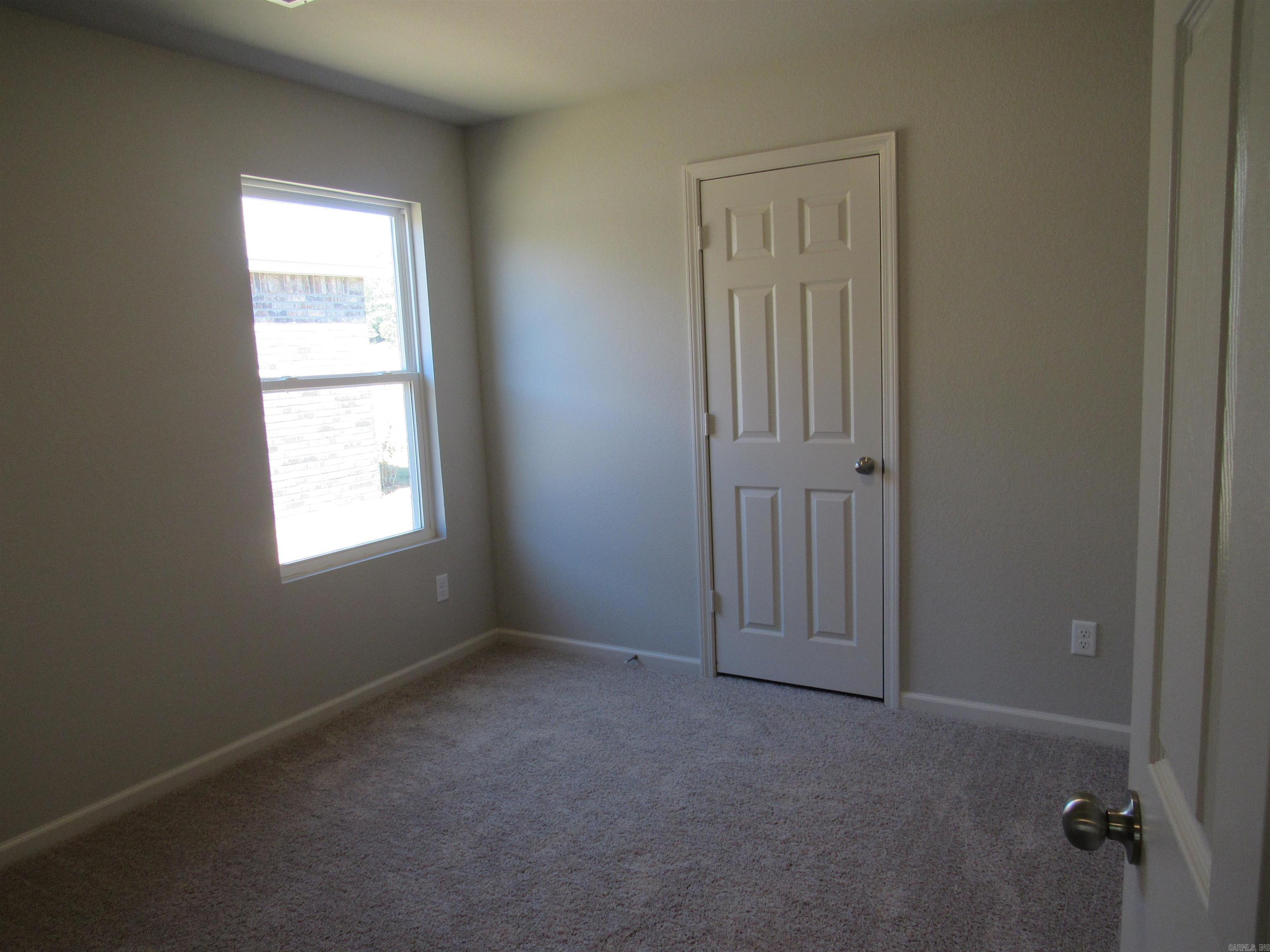 MUSEUM MEADOWS - Residential Lease