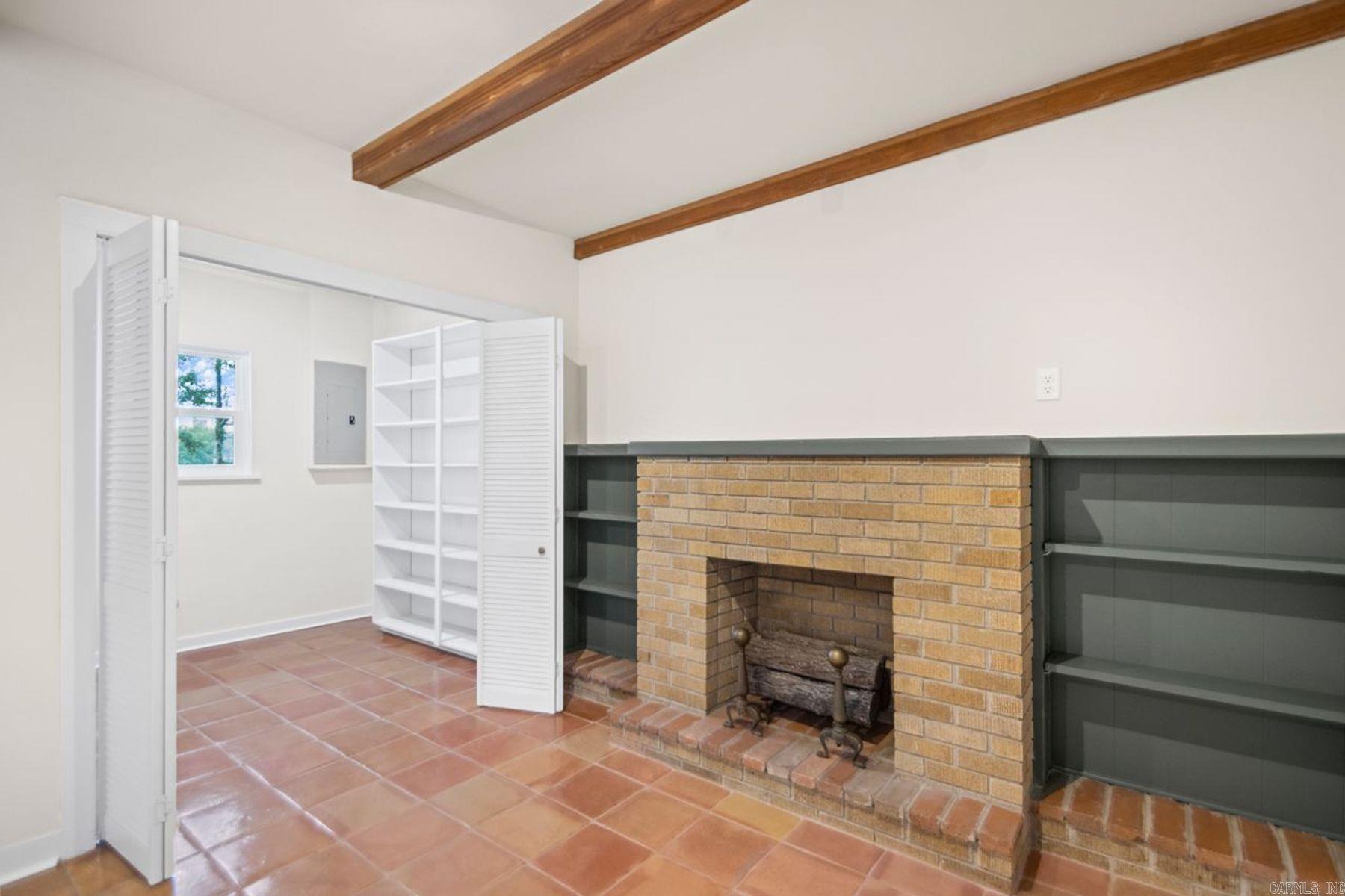 DICKINSON - Residential