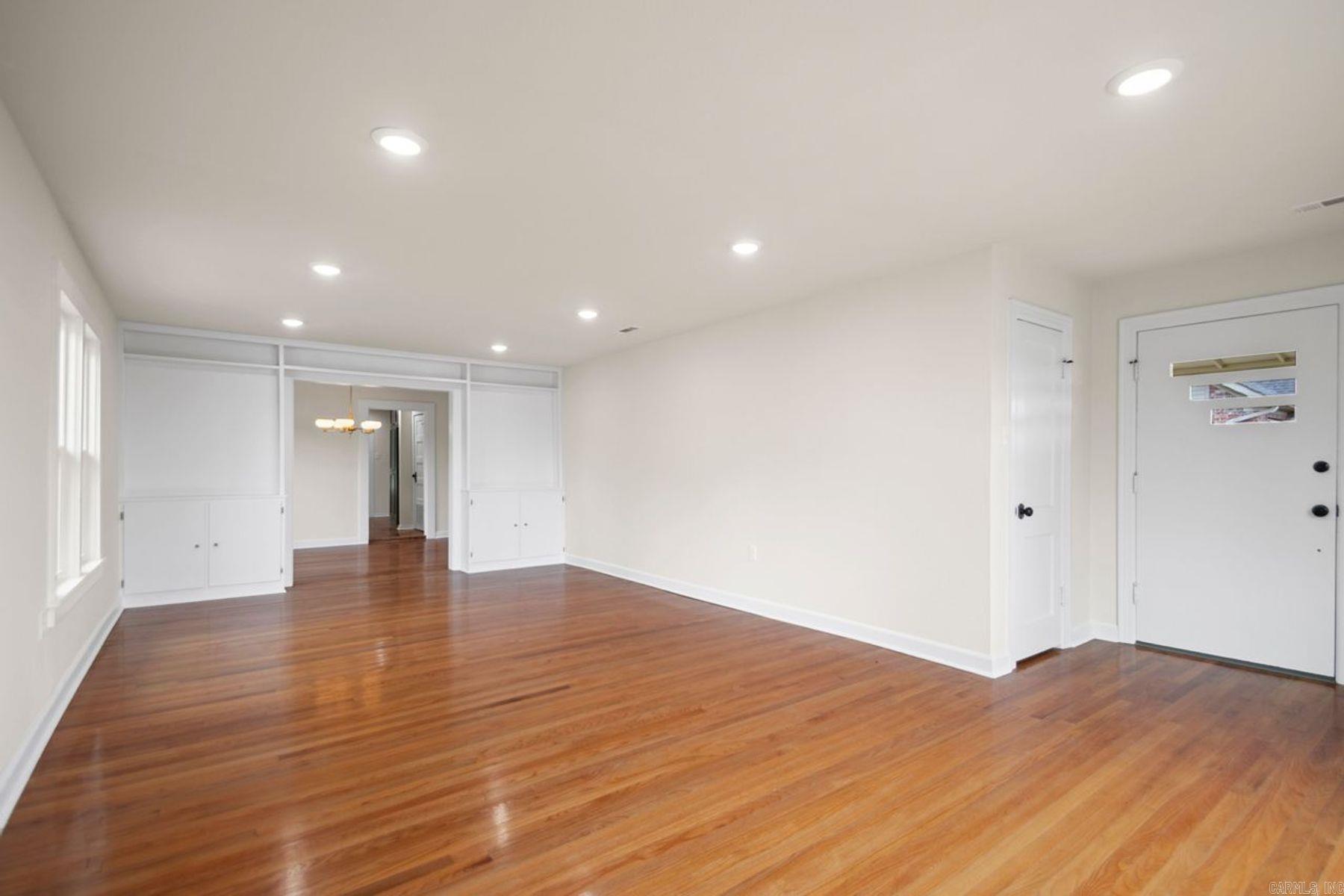 DICKINSON - Residential