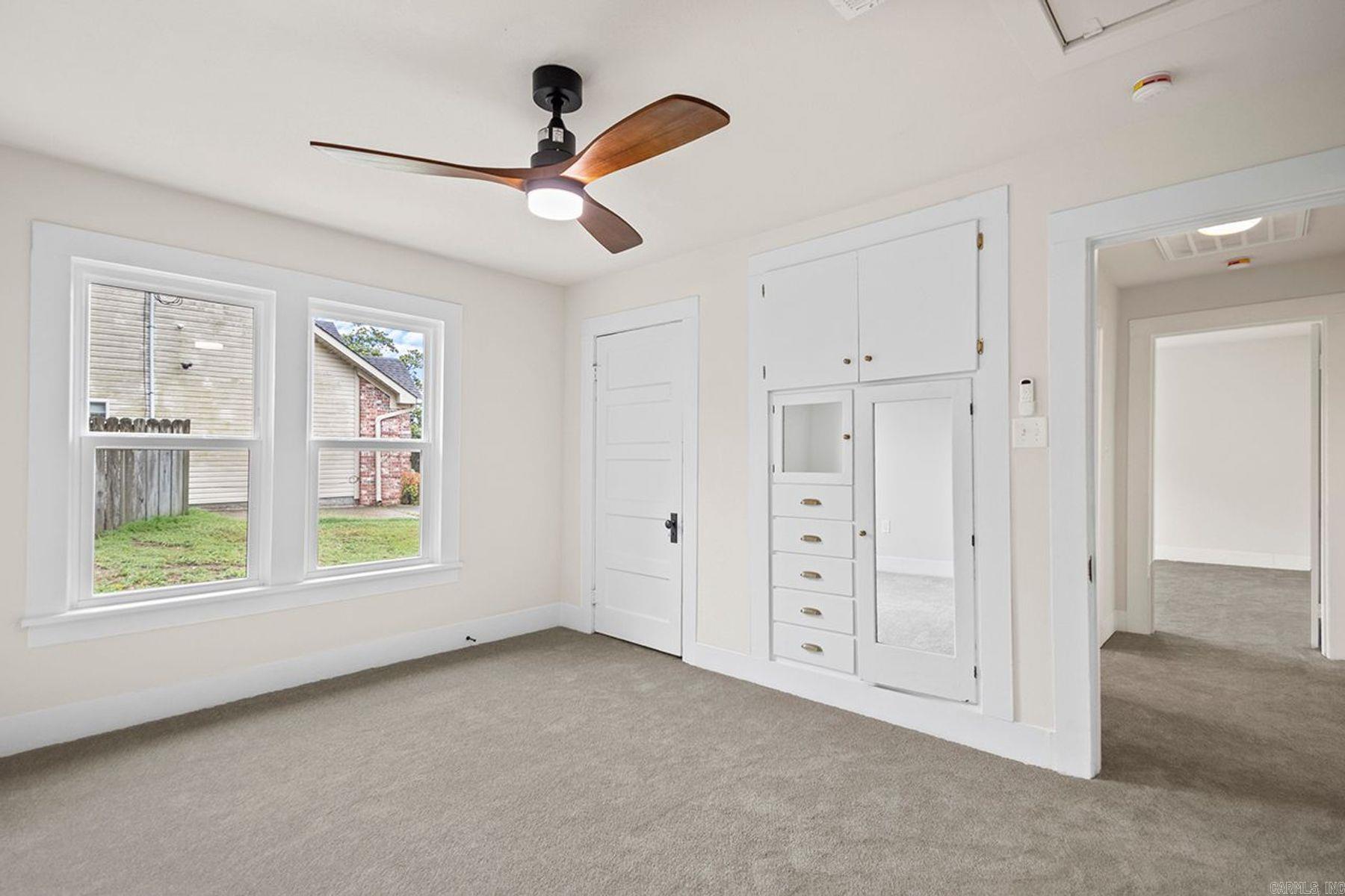 DICKINSON - Residential