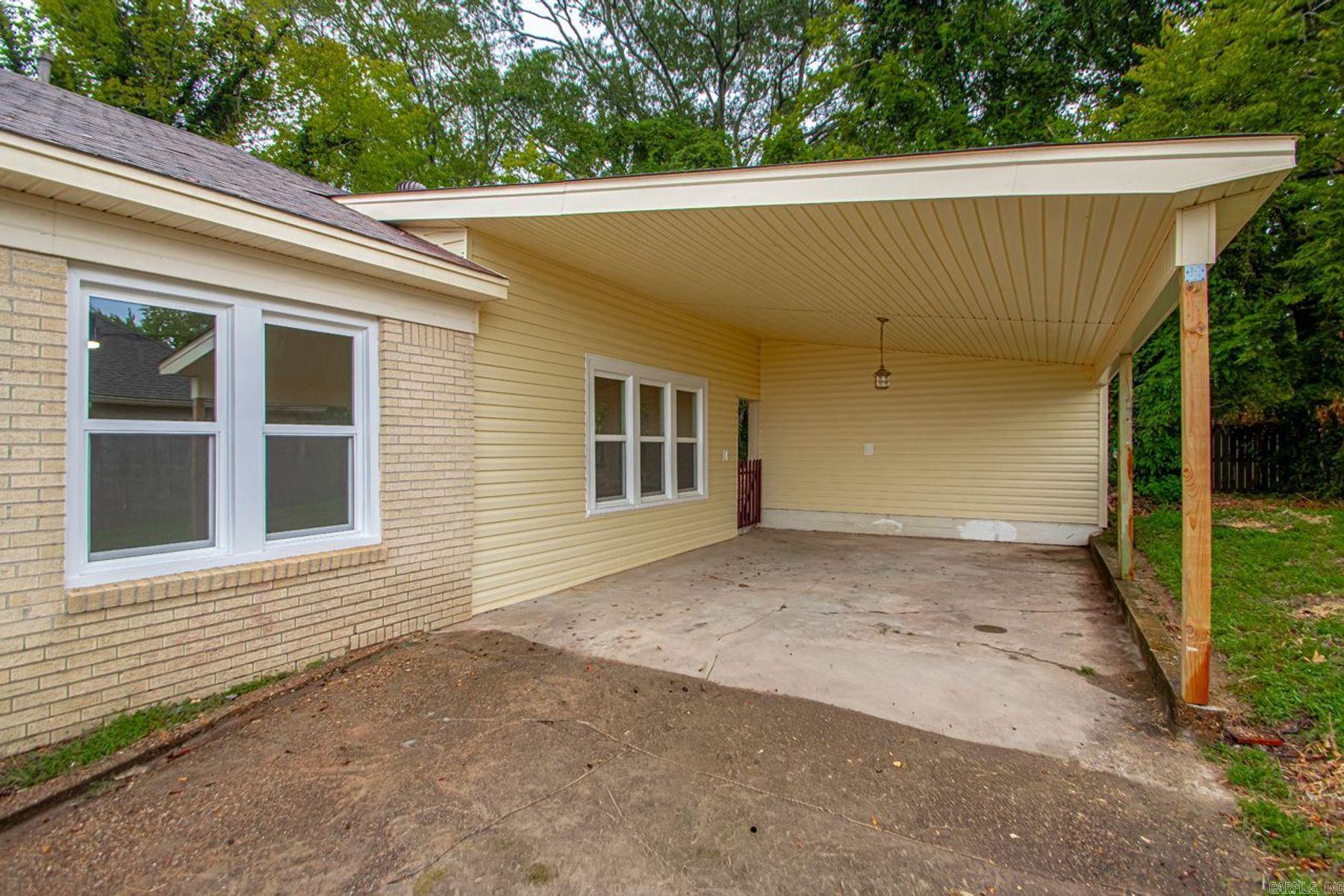 DICKINSON - Residential