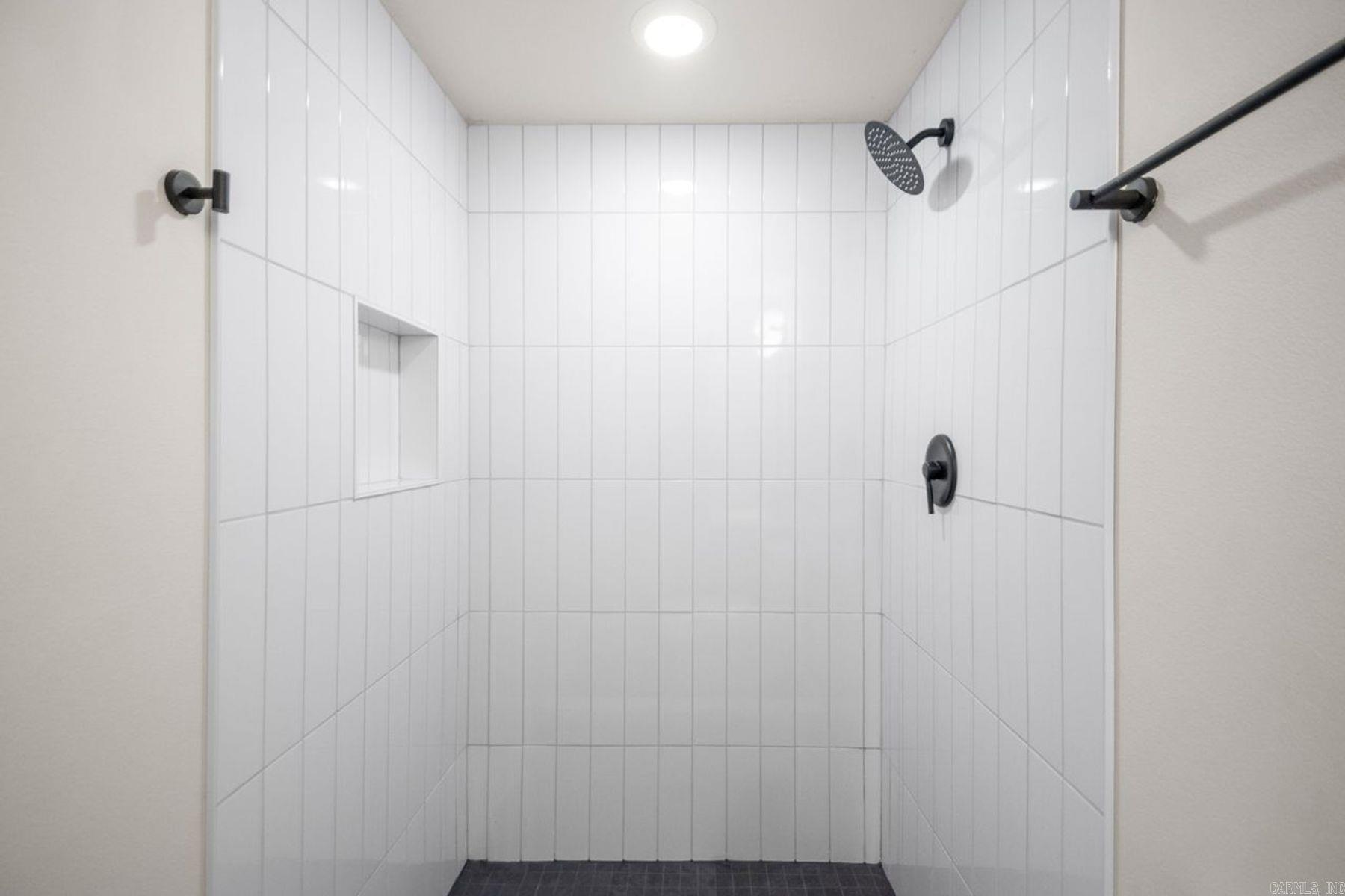 DICKINSON - Residential