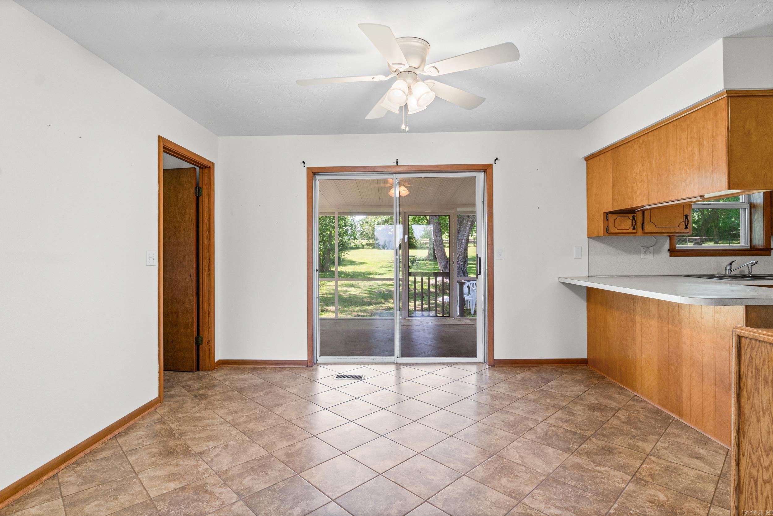 Heber Springs-Inside - Residential