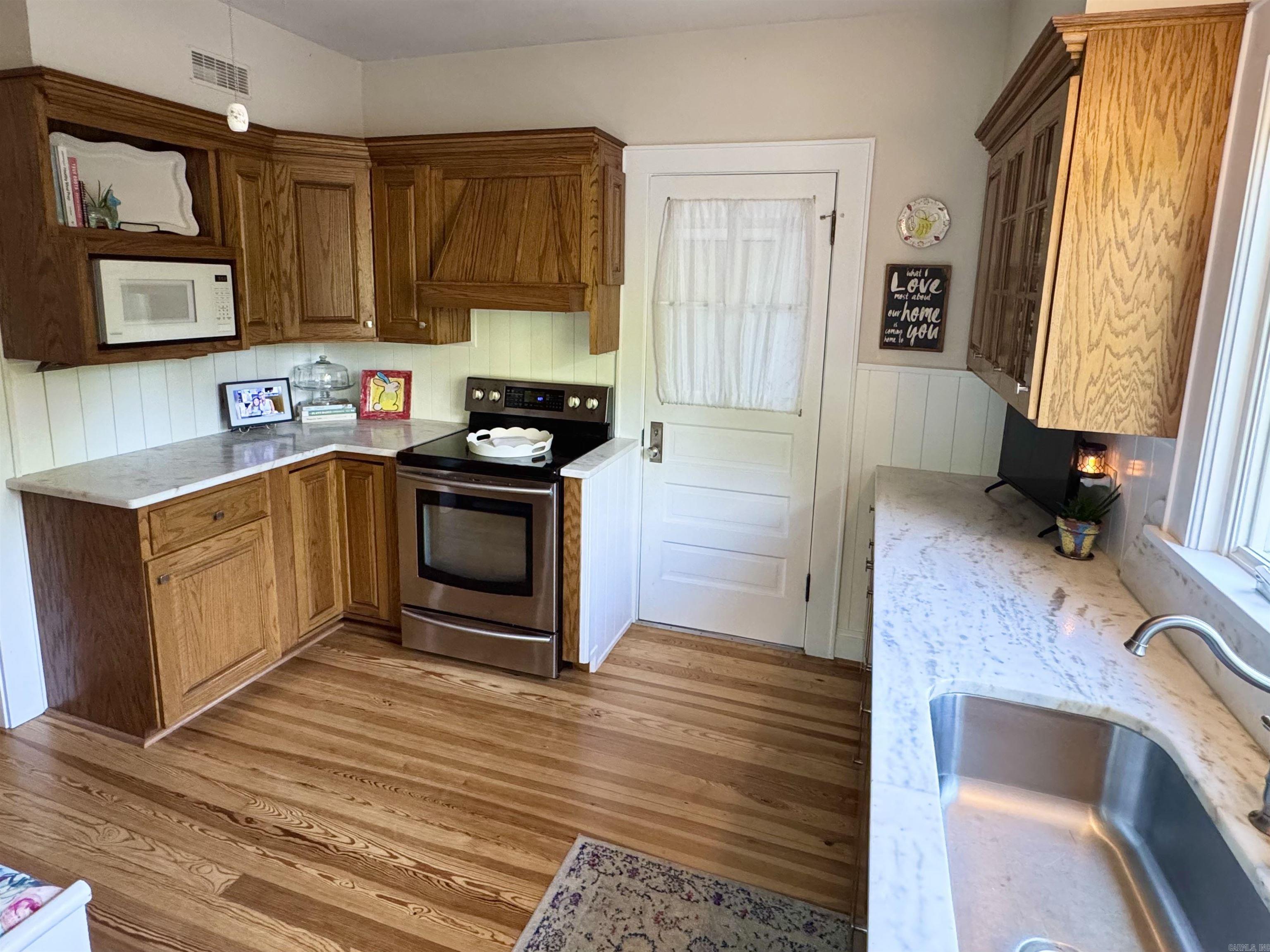 Mellors 4th - Residential