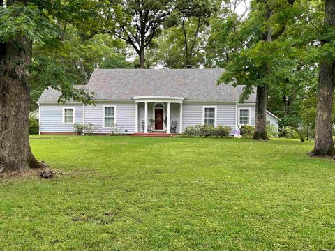 Photo of 2130 N Calion Road, El Dorado, AR 71730 (MLS # 26017266)