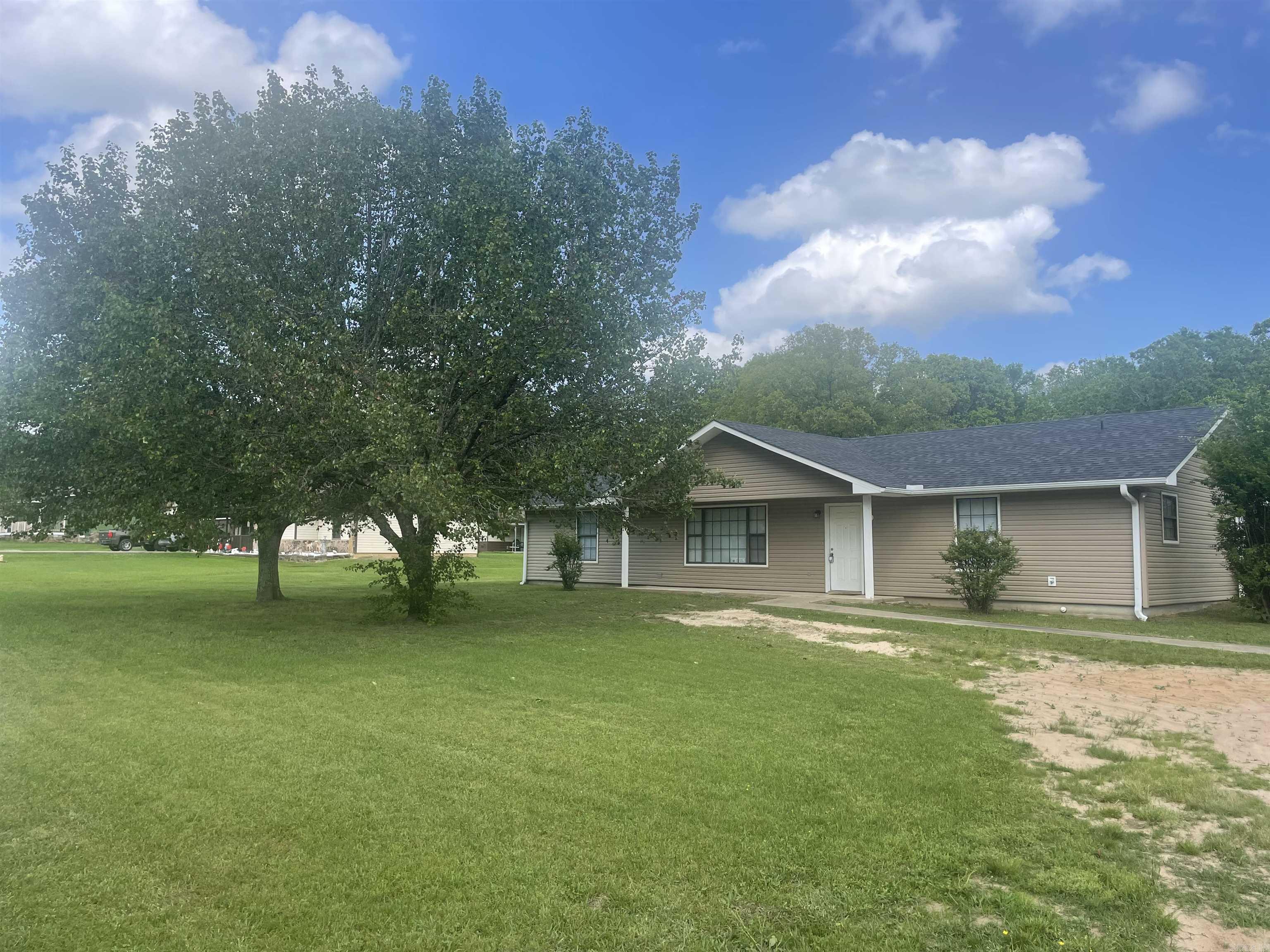 MEADOW CREEK - Residential