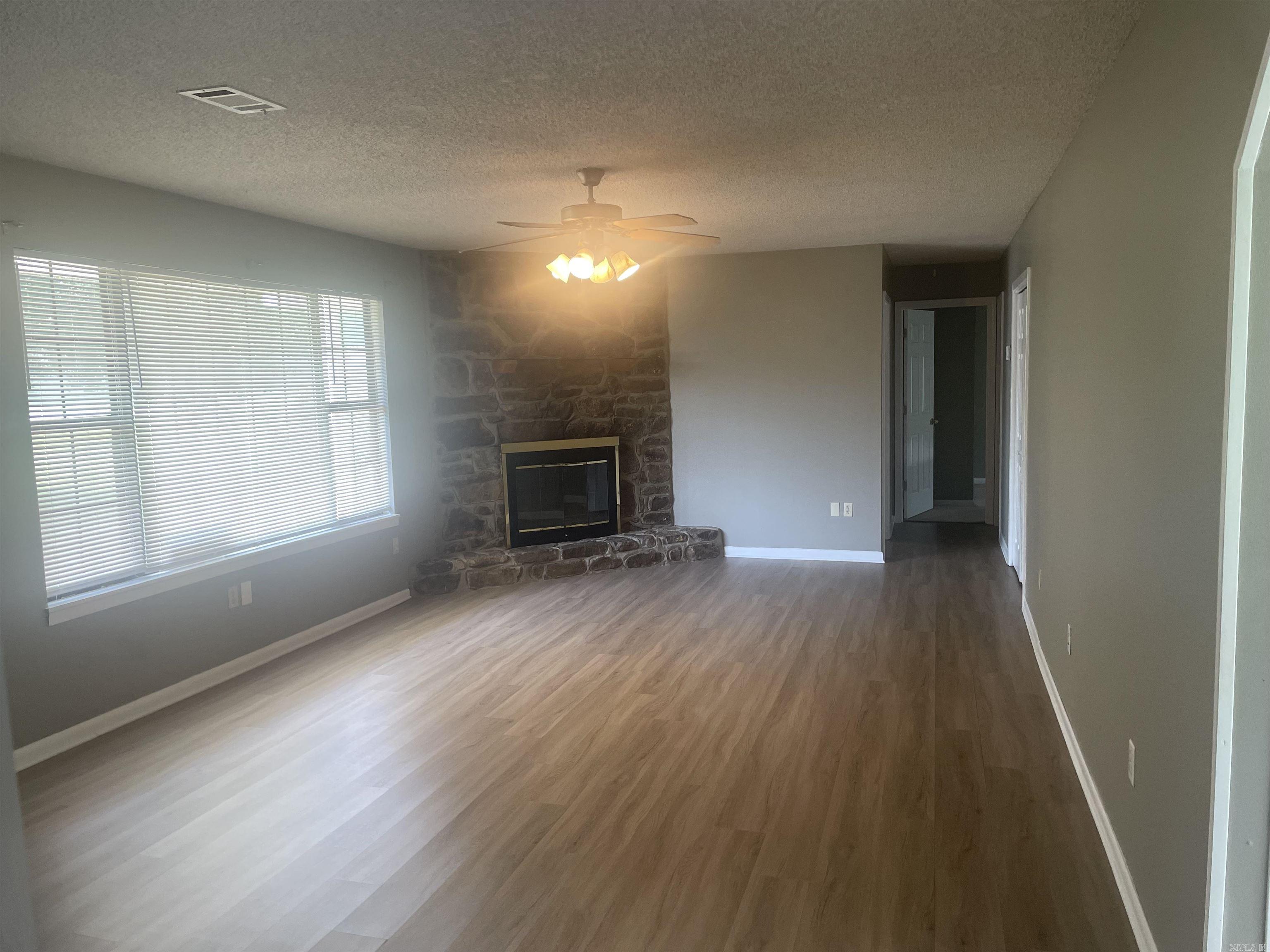 MEADOW CREEK - Residential