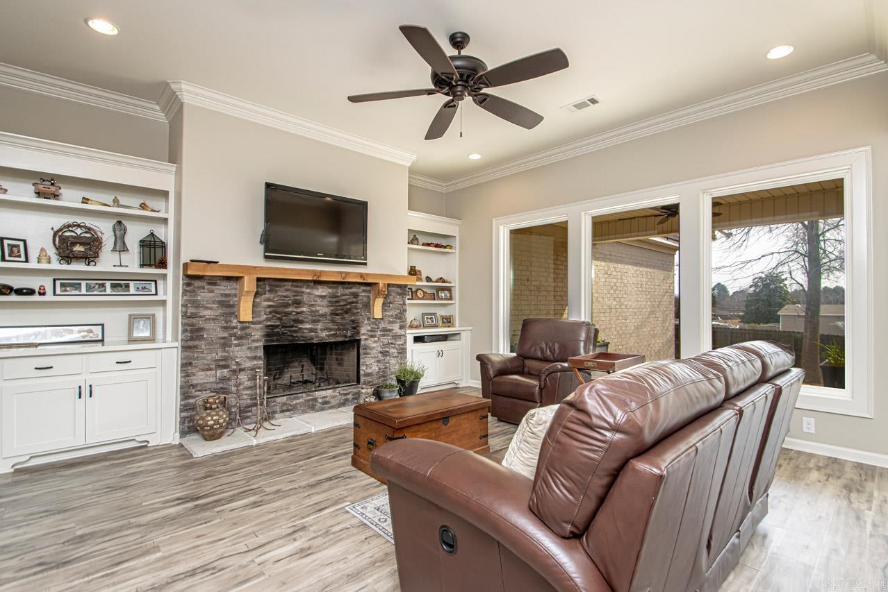 HIGHLAND VILLAGE - Residential