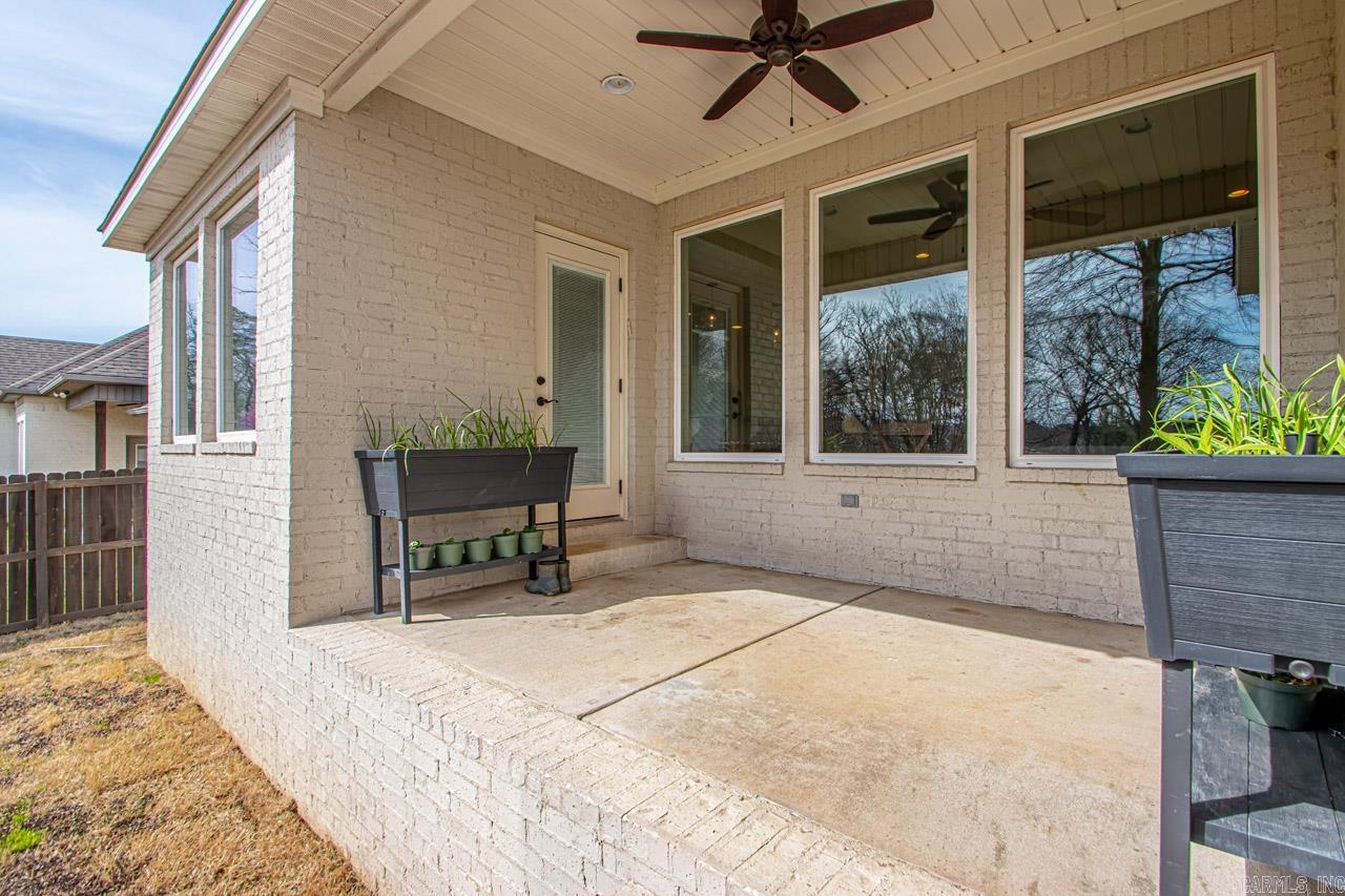 HIGHLAND VILLAGE - Residential