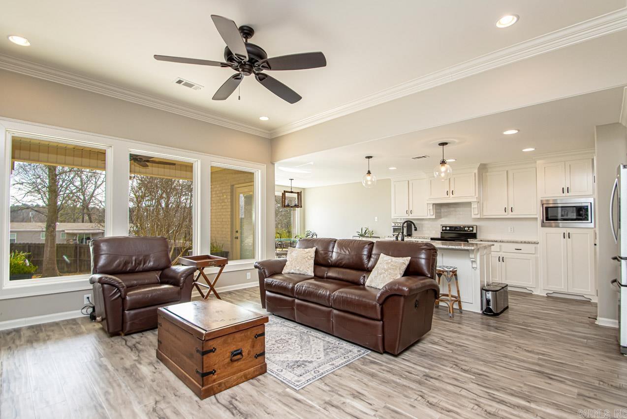 HIGHLAND VILLAGE - Residential