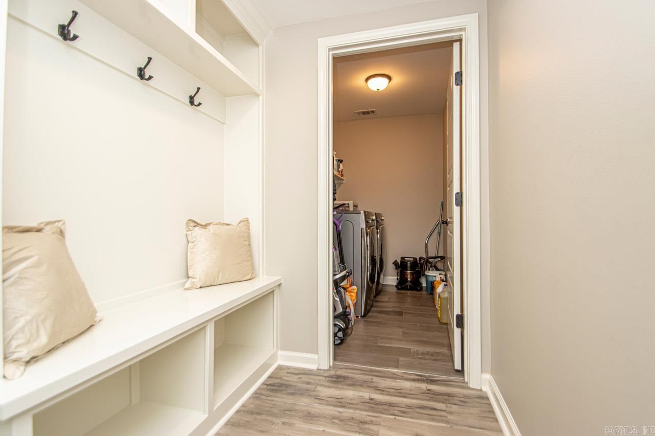 HIGHLAND VILLAGE - Residential