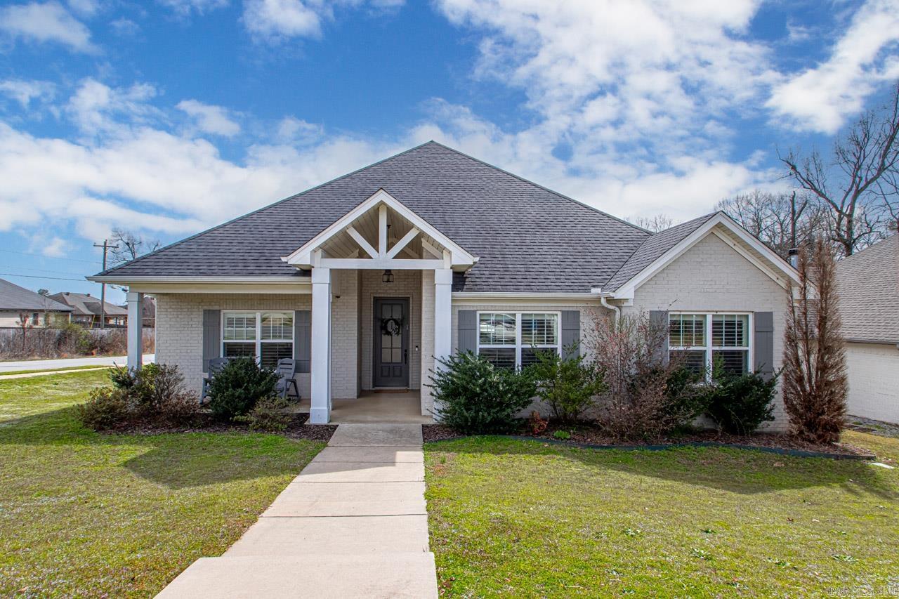 HIGHLAND VILLAGE - Residential