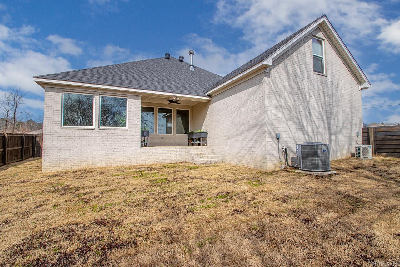 HIGHLAND VILLAGE - Residential