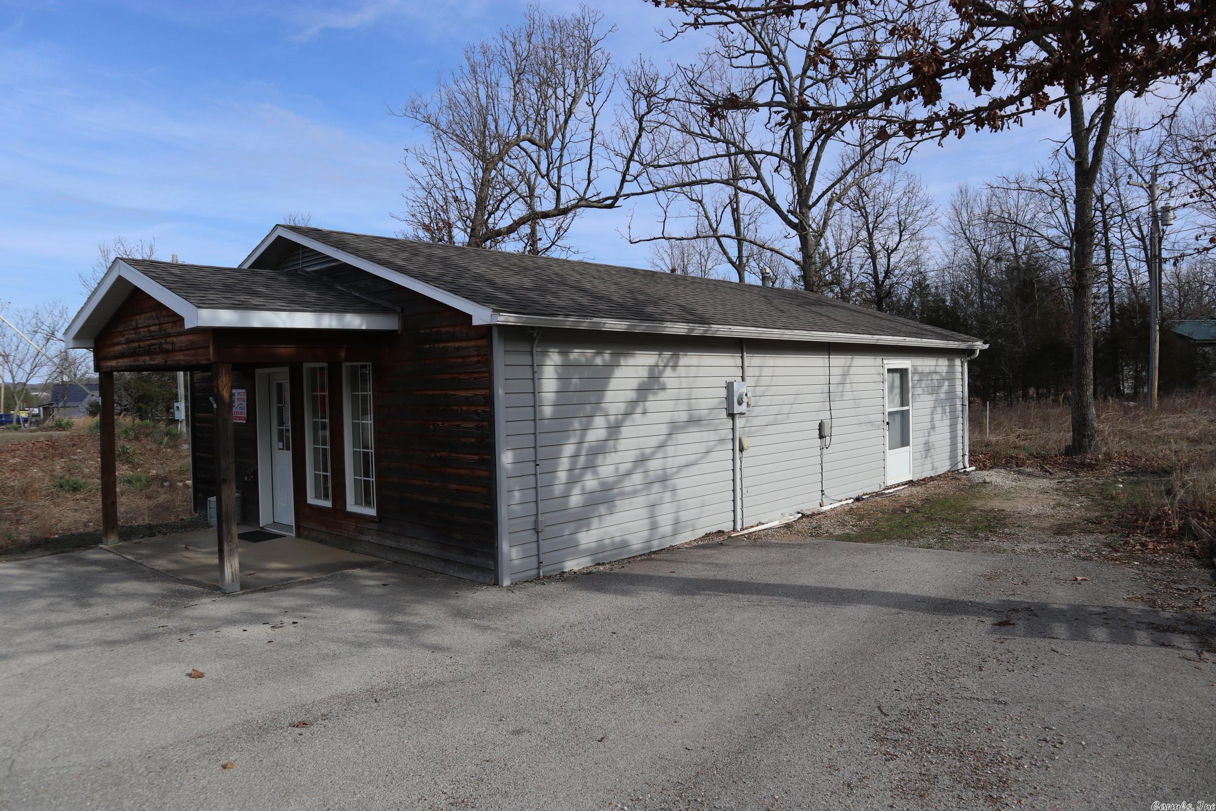 Metes & Bounds - Commercial Sale