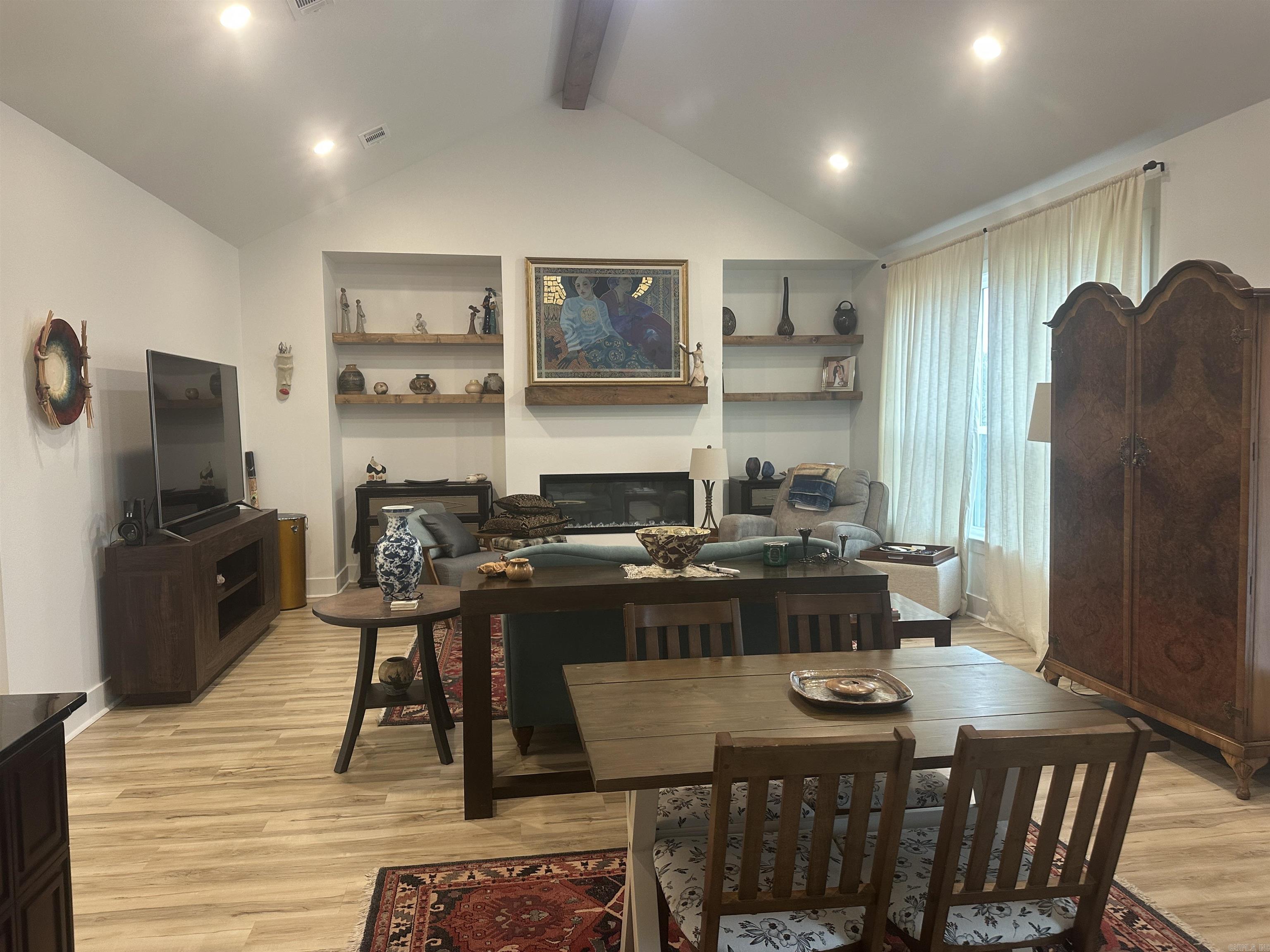 GREYSTONE - Residential