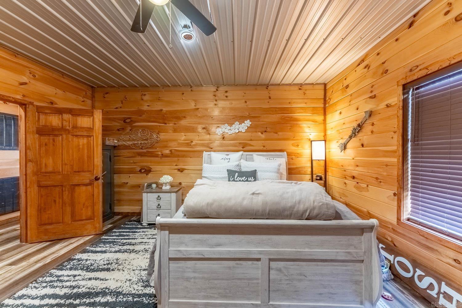 Oak Country Estates - Residential