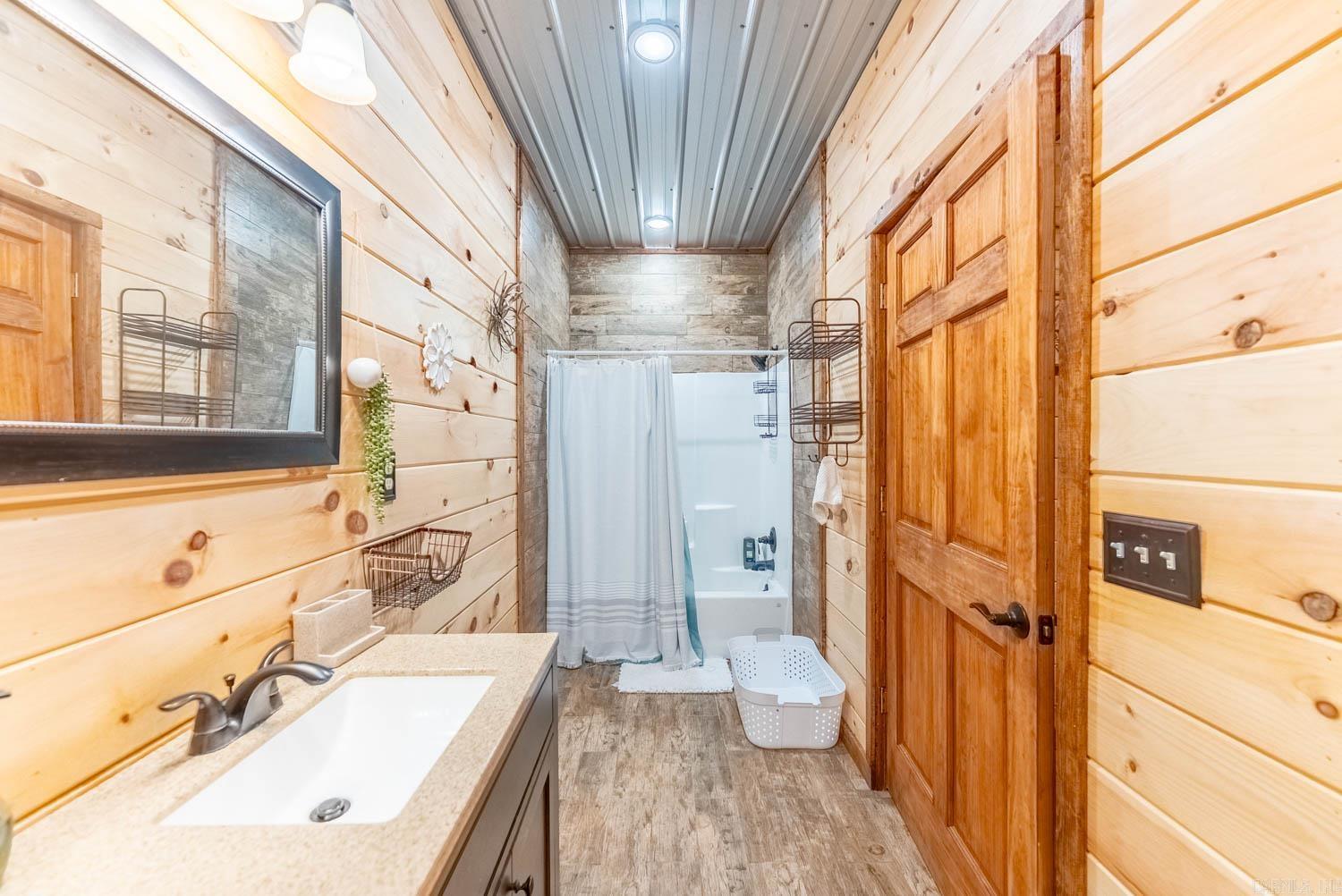 Oak Country Estates - Residential