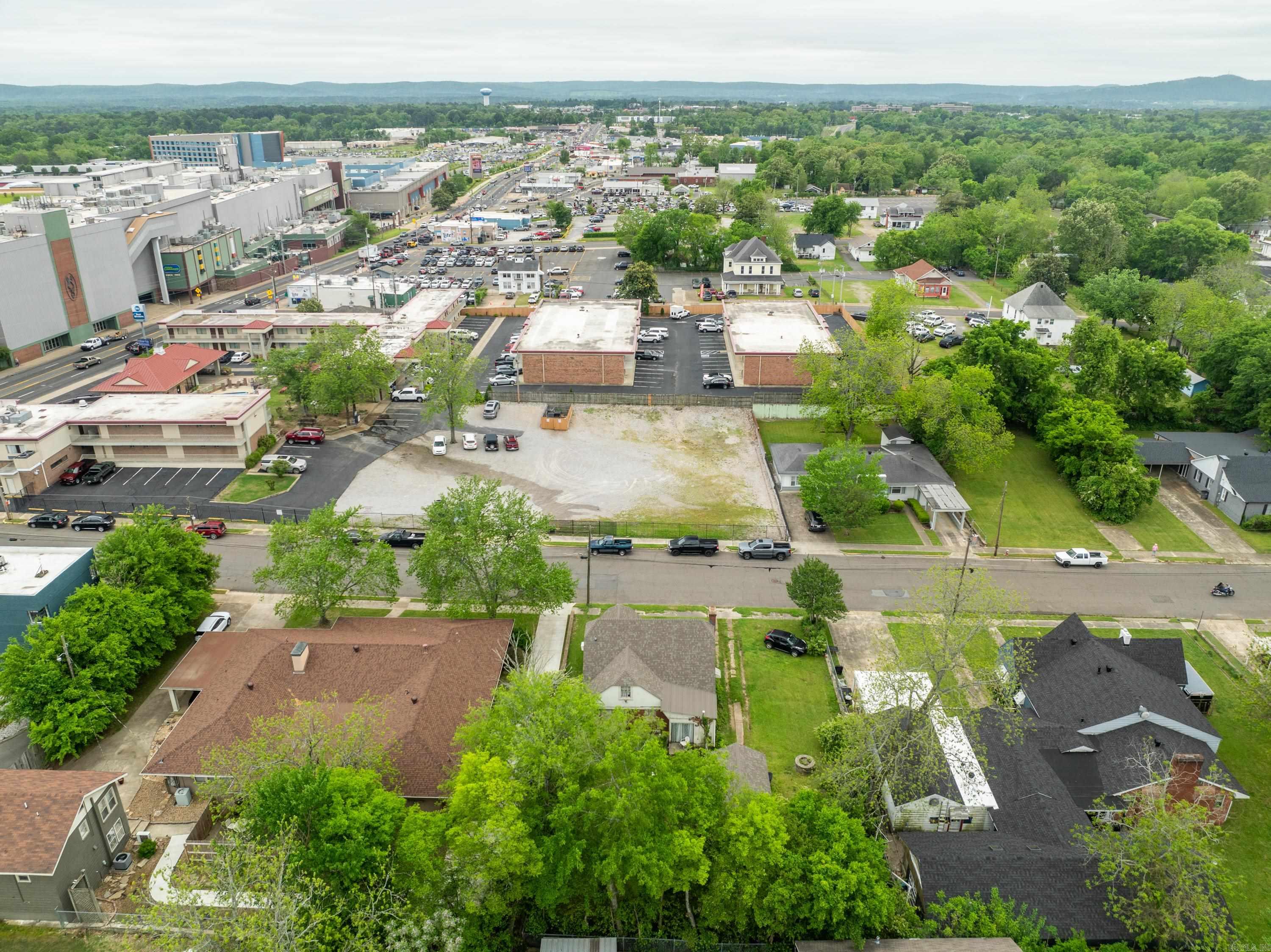 Oakwood Park - Residential