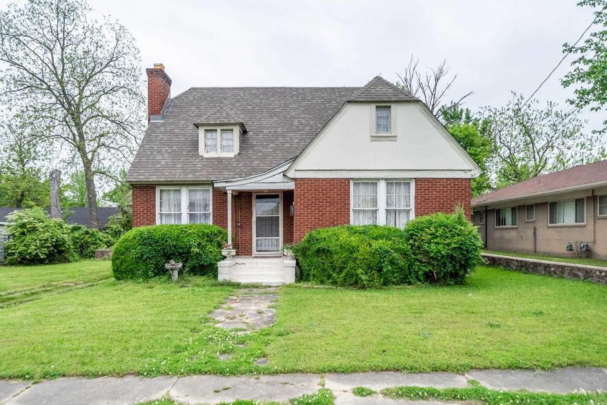 130 Oakwood...Was $212,000 - Now $129,500...LESS THAN 1 MINUTE FROM OAKLAWN...Charming 2-story residence in the Oakwood Park subdivision...Grand entry area...Spacious living room...Sitting room...Comfortable bedrooms filled with natural light...Kitchen with white cabinetry and cozy eat-in area...Hardwood floors...Versatile upstairs space...Brick exterior and peaceful outdoor area...Sunroom/laundry area...Detached storage/garage...Perfect blend of tranquility and proximity to entertainment...Ideal for those seeking a peaceful haven near Oaklawn's vibrant scene...No STR license...See agent remarks