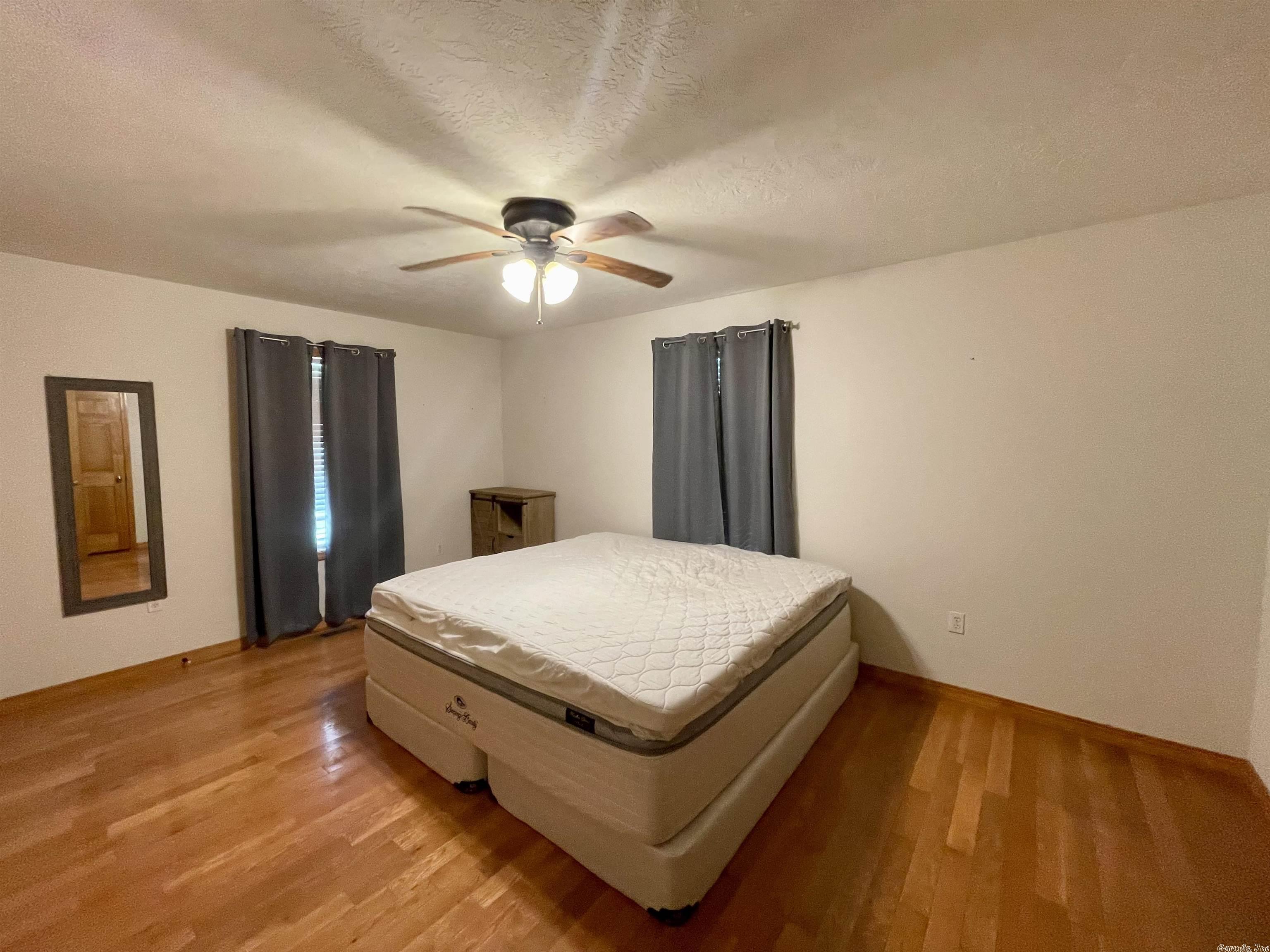 MT OLIVE RETREAT - Residential