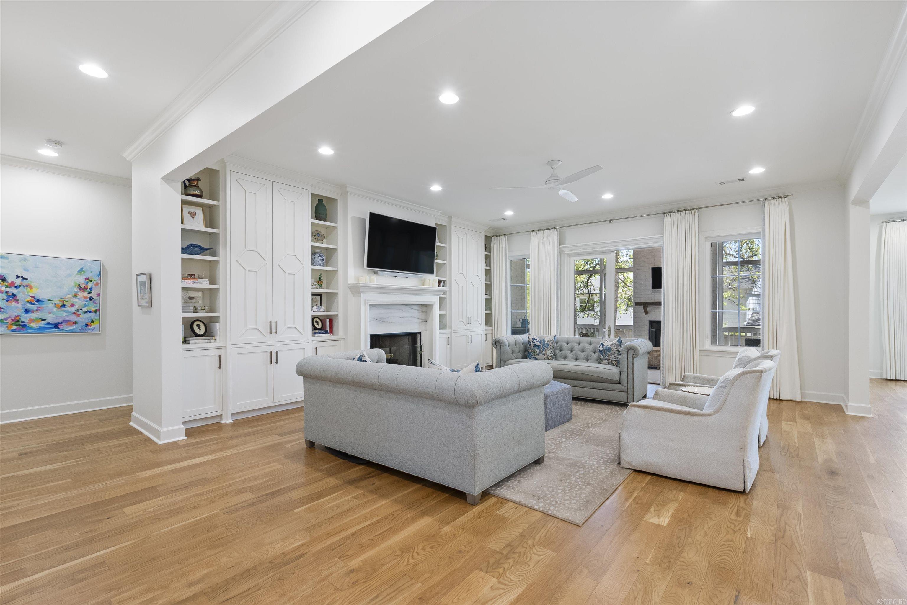 PLEASANT VALLEY - Residential