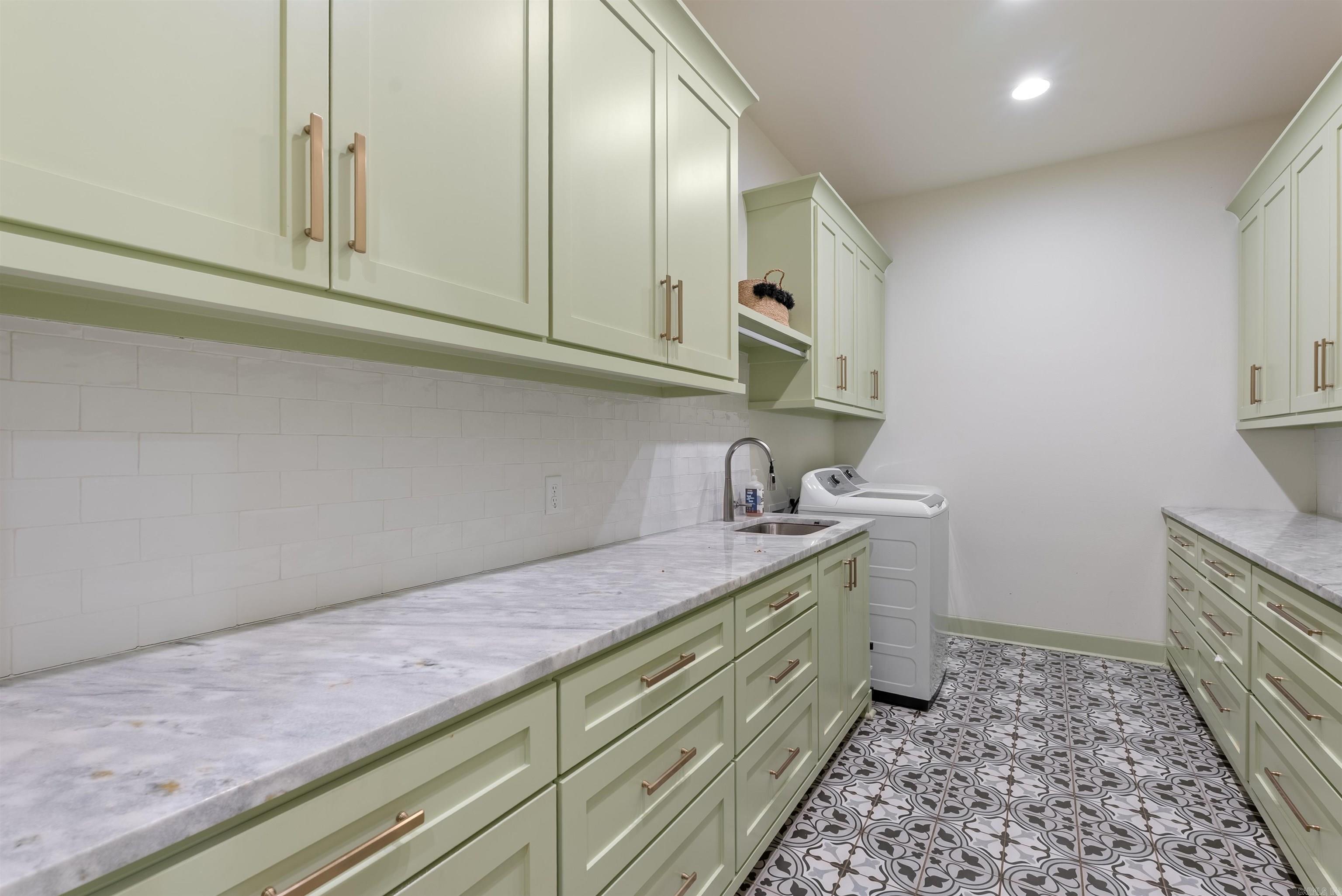 PLEASANT VALLEY - Residential