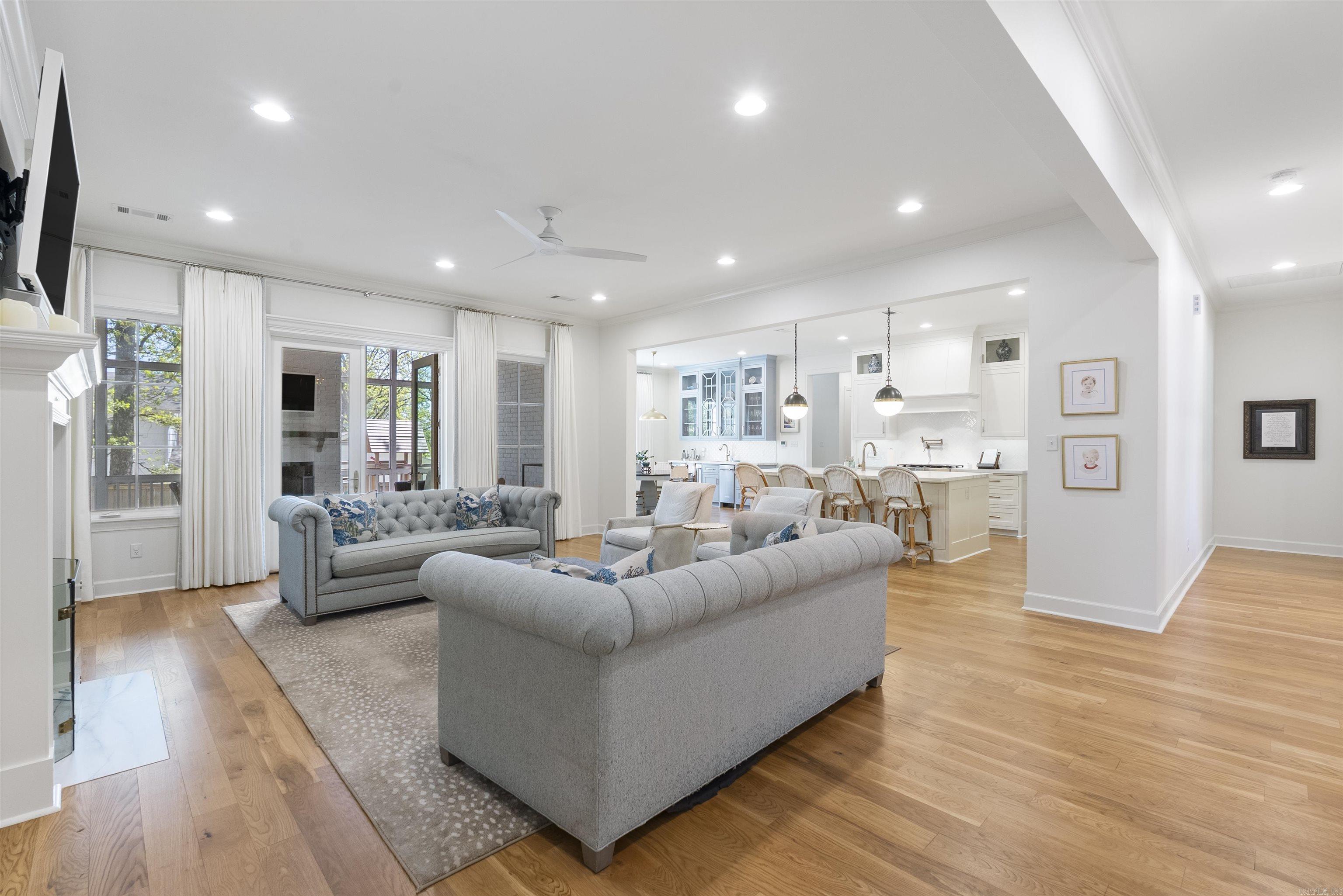 PLEASANT VALLEY - Residential