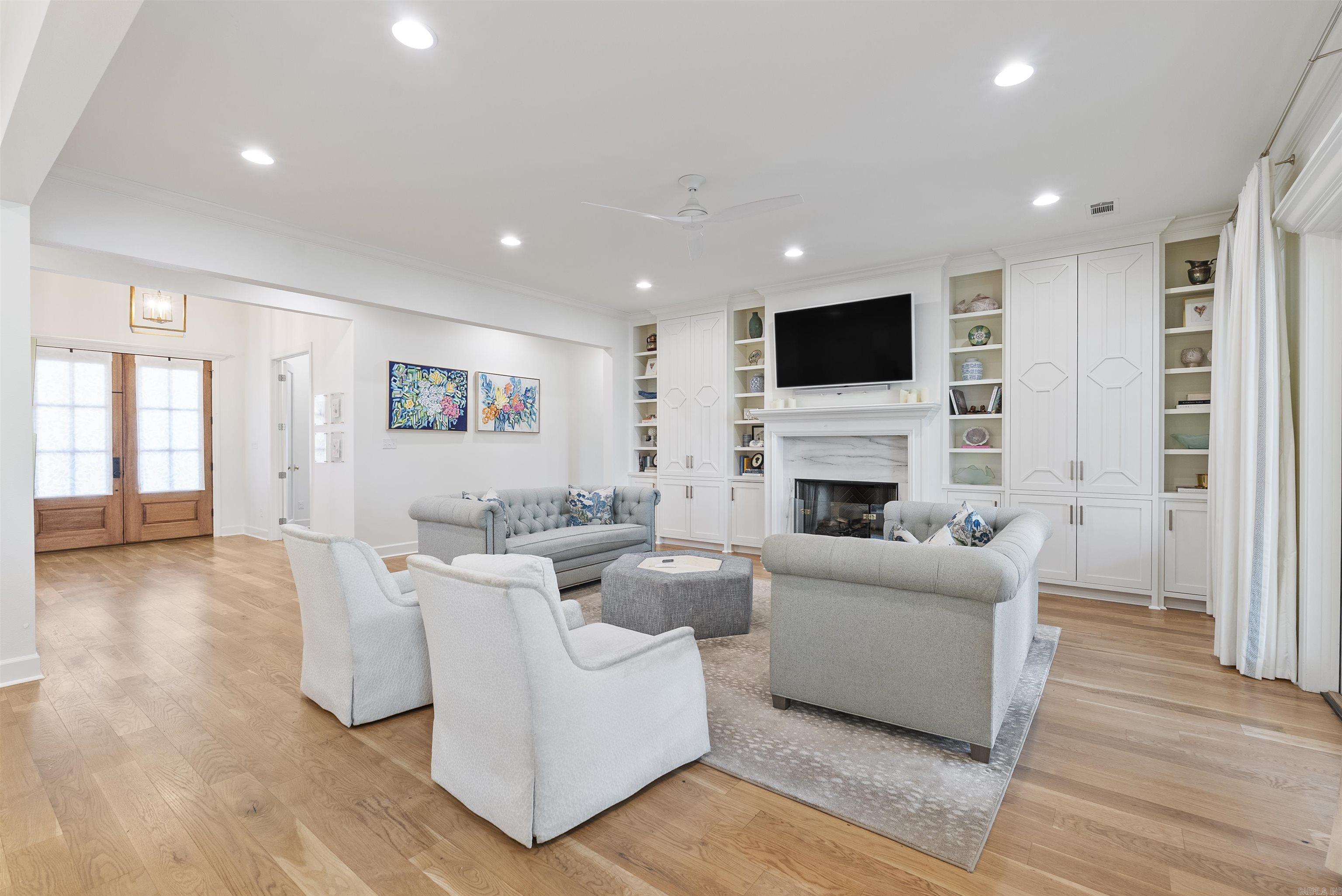 PLEASANT VALLEY - Residential