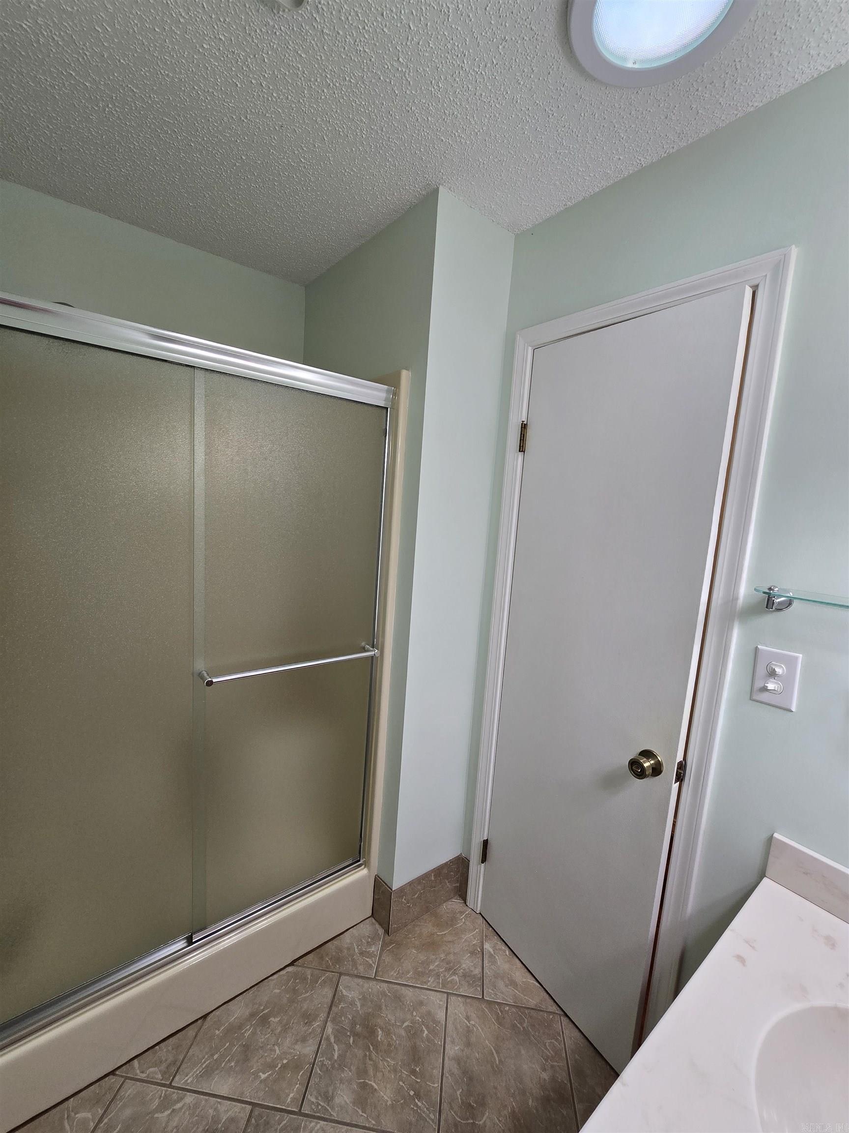 YENDRICK - Residential