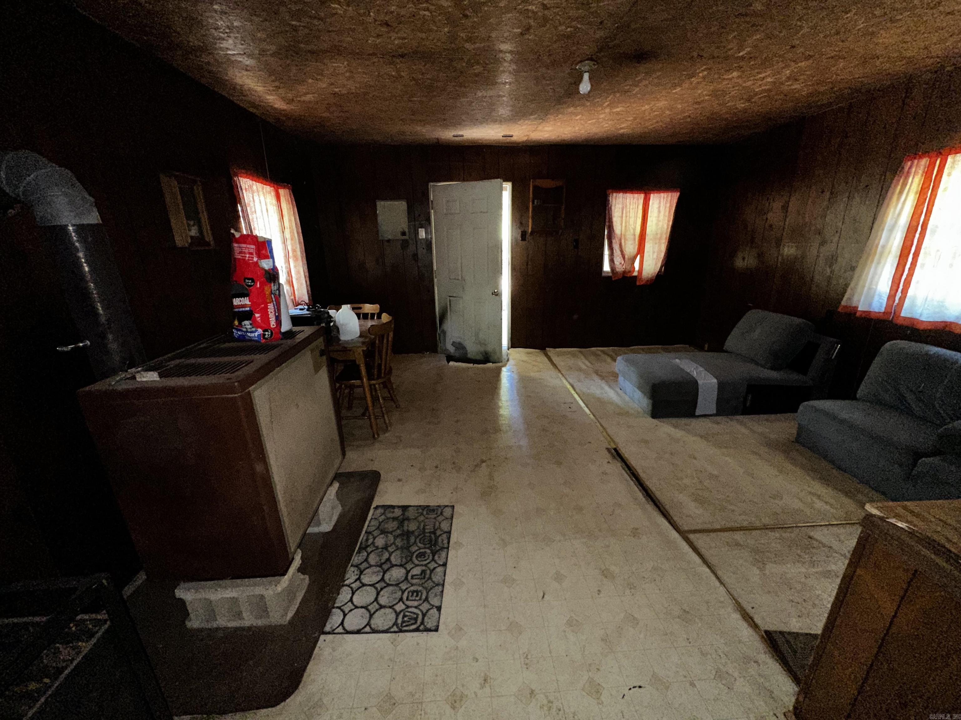 Metes & Bounds - Land