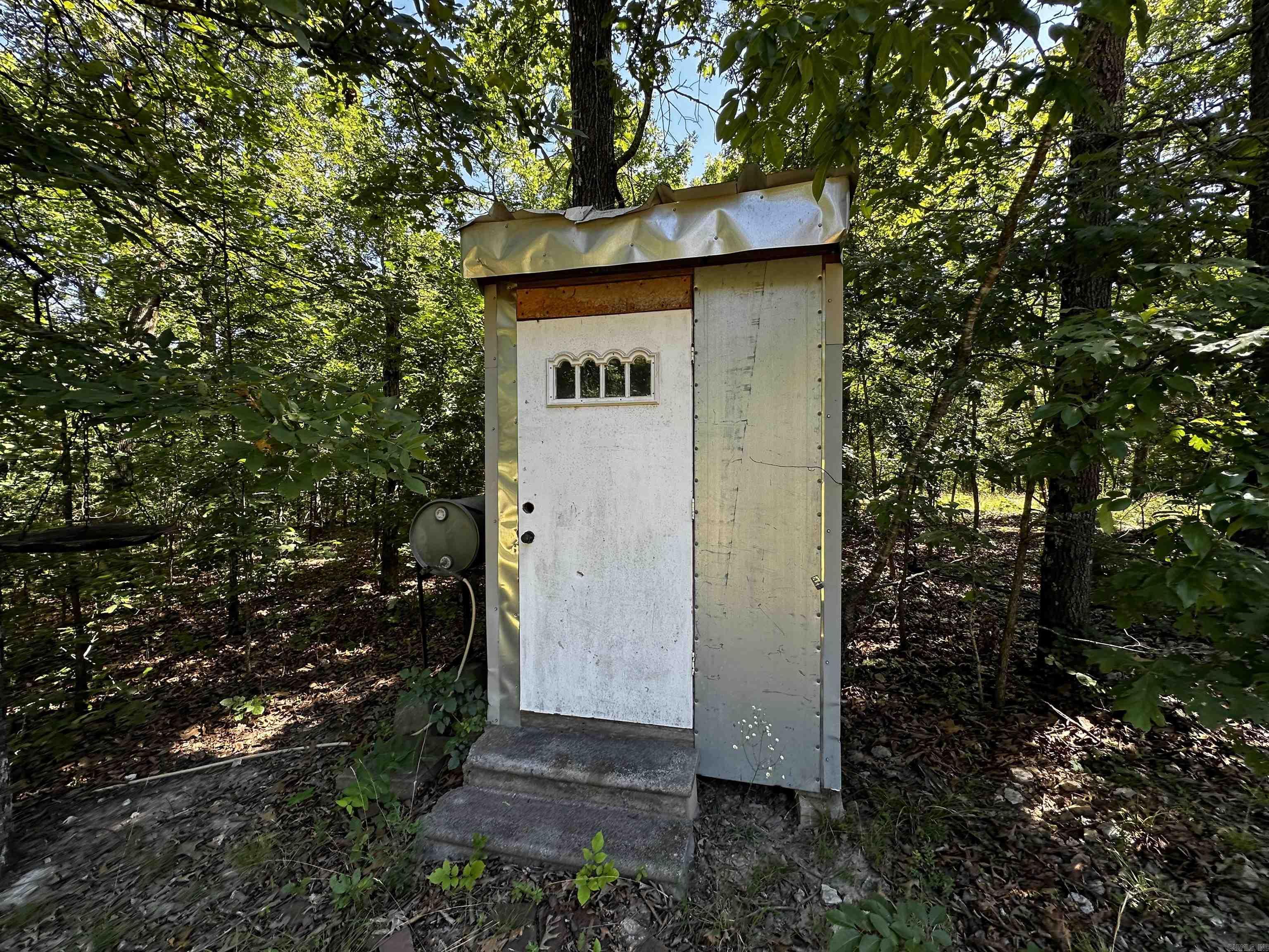 Metes & Bounds - Land