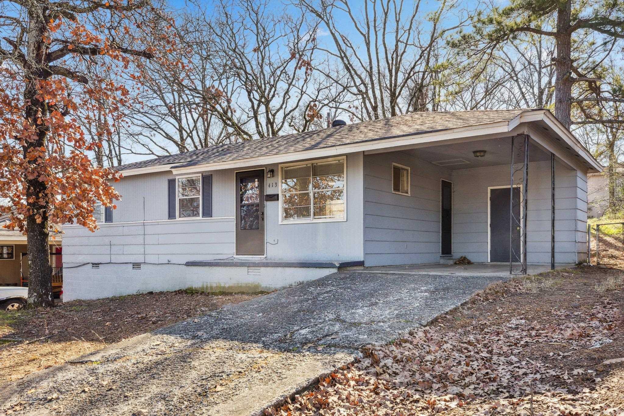 Welcome to 413 Libby Lane, a charming and affordable opportunity that's perfect for the savvy investor or the enthusiastic first-time homebuyer. This cozy 3-bedroom, 1-bathroom home is conveniently located in a community-minded neighborhood, you'll find yourself close to local amenities and schools. New roof 2022