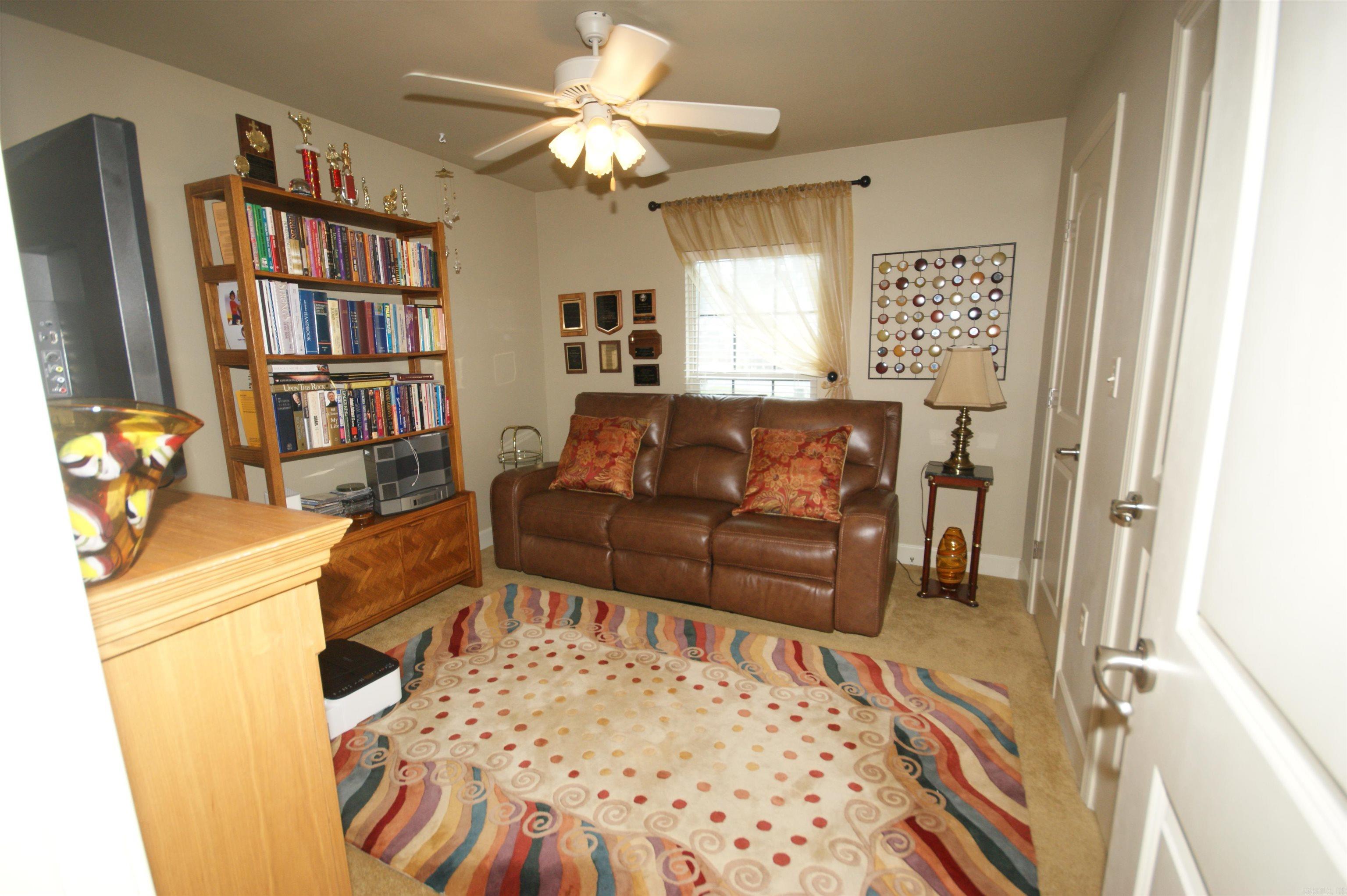 WOODRIDGE ESTATES - Residential