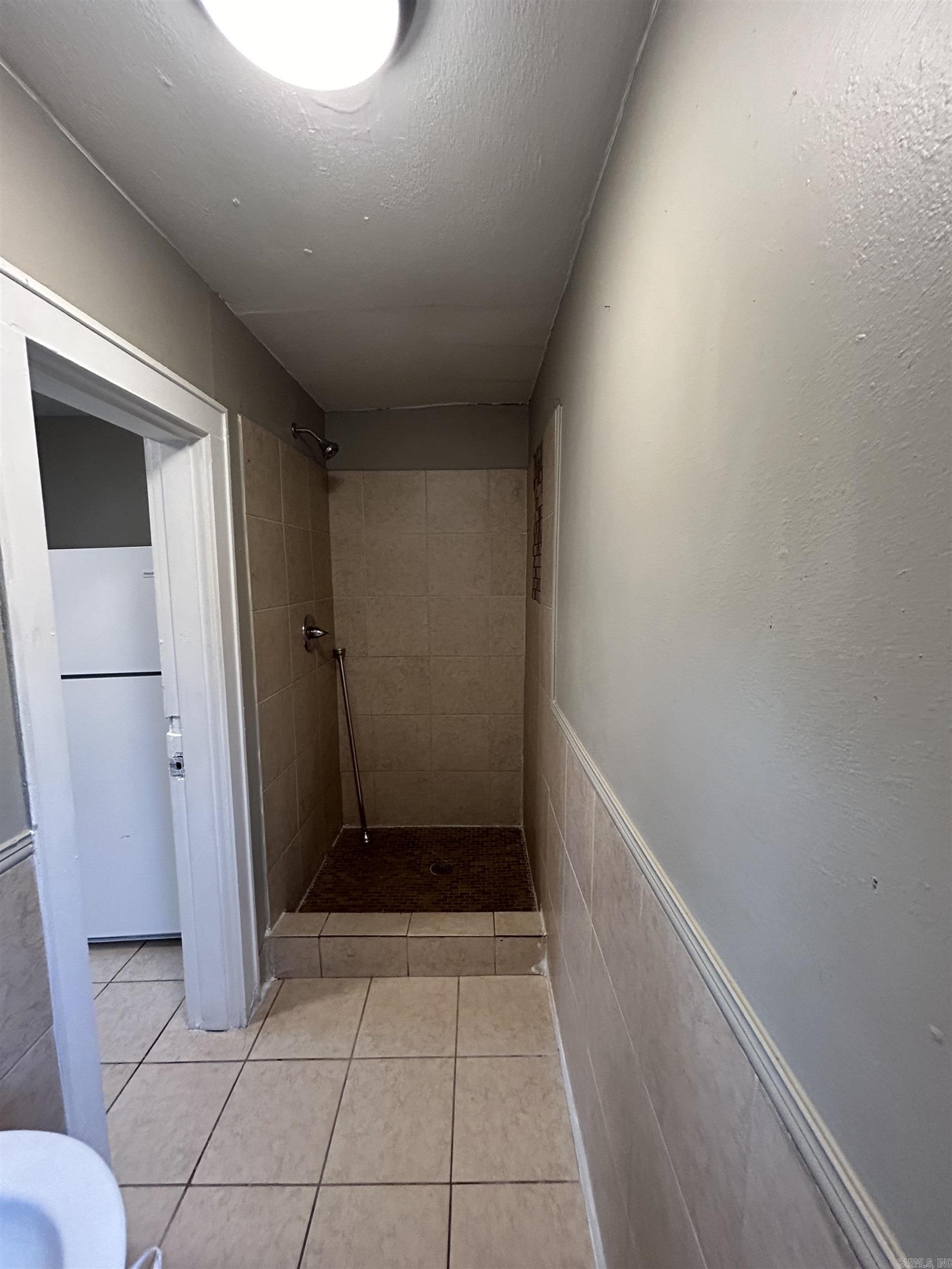 Henrys - Residential Lease