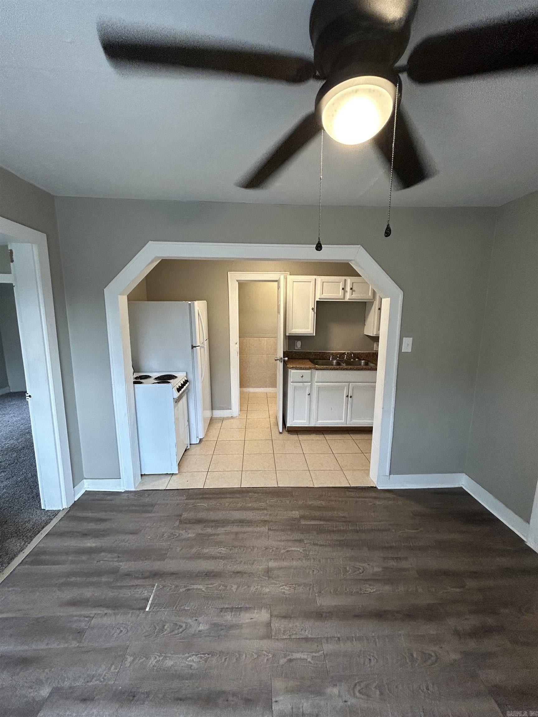 Henrys - Residential Lease