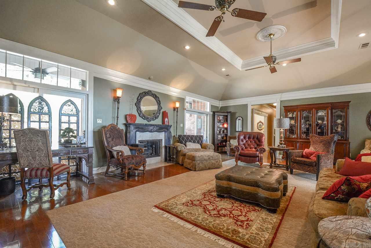 RIDGE CREST - Residential