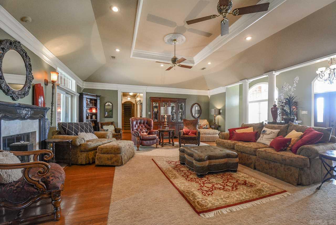 RIDGE CREST - Residential