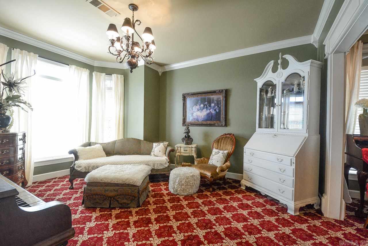 RIDGE CREST - Residential