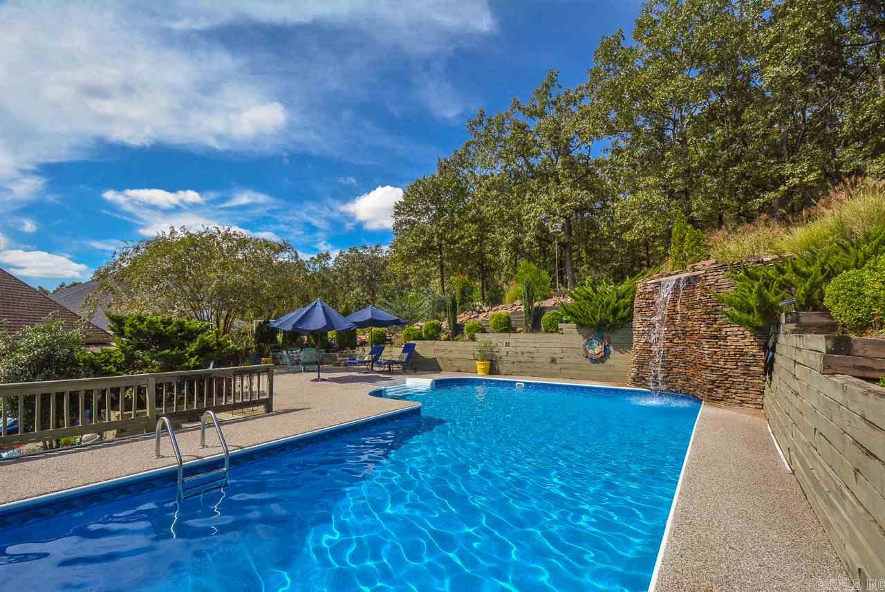 RIDGE CREST - Residential