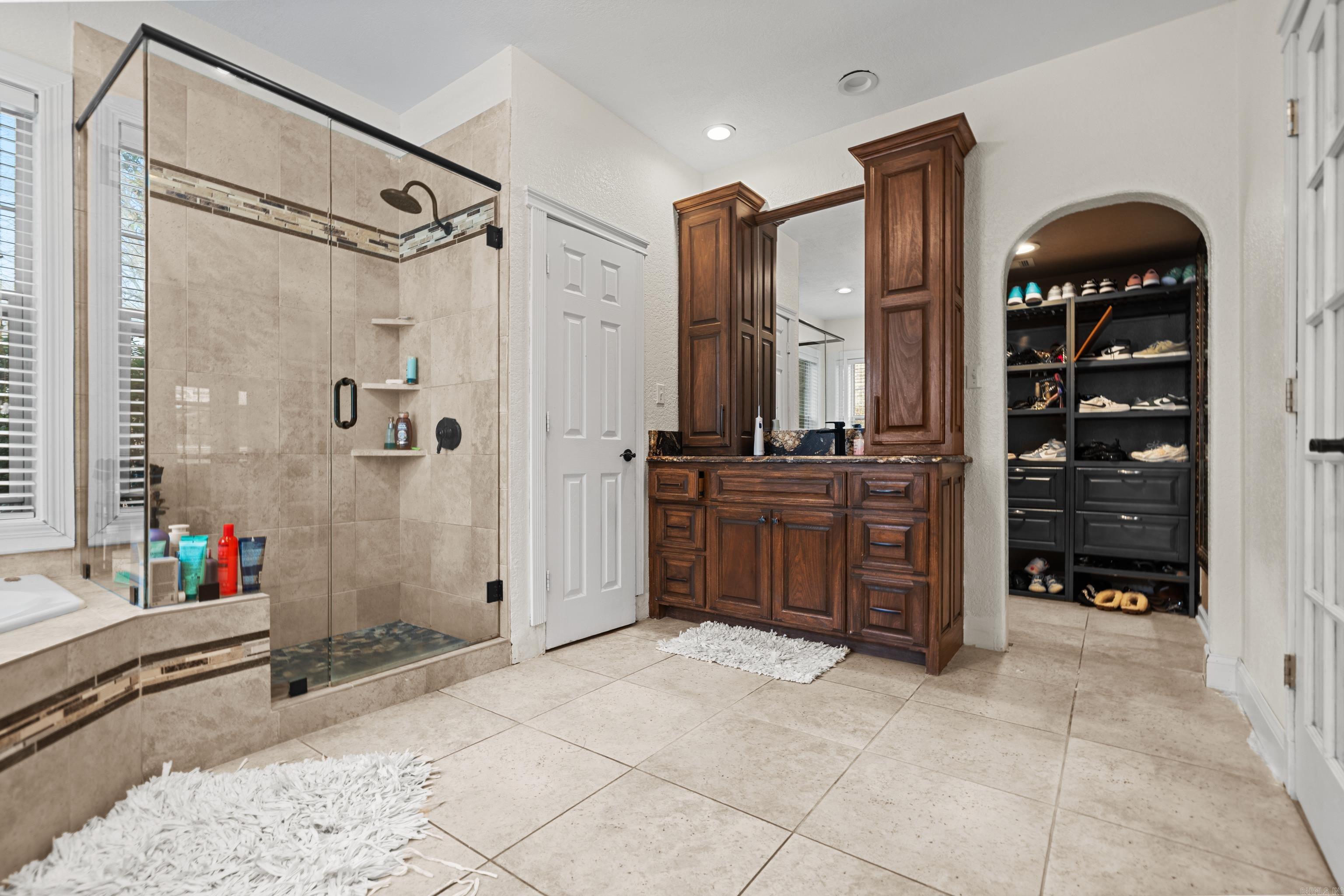 Driftwood Point - Residential