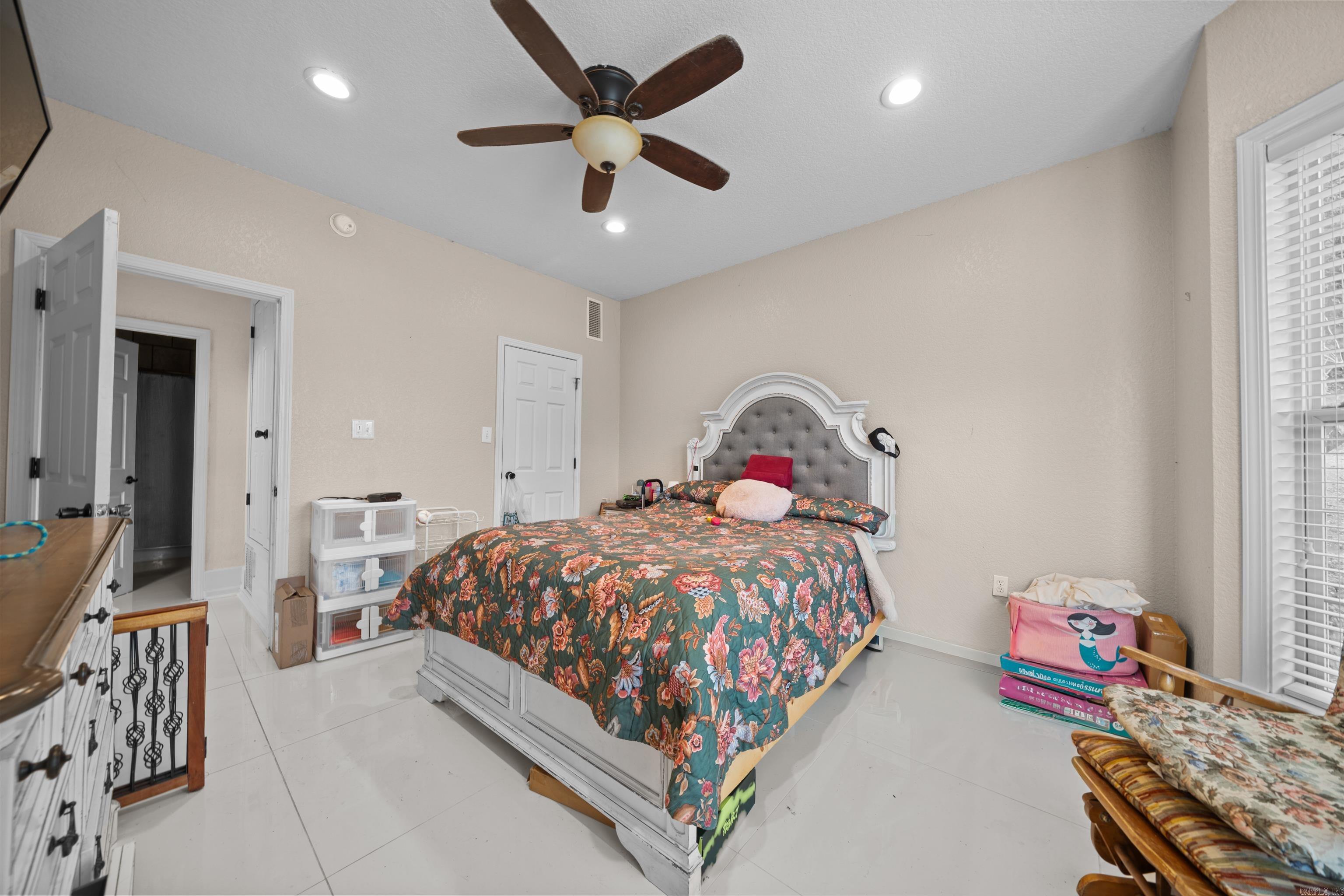 Driftwood Point - Residential