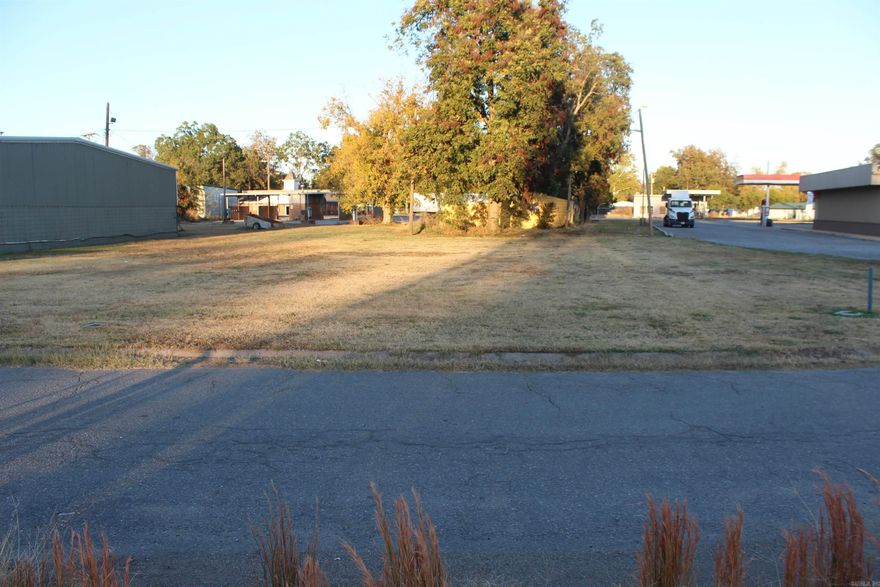 Vacant lot zoned commercial.