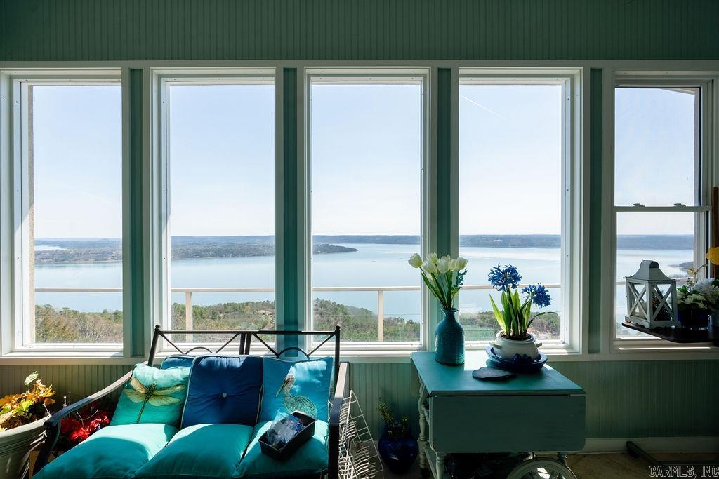WINDCHASE - Residential