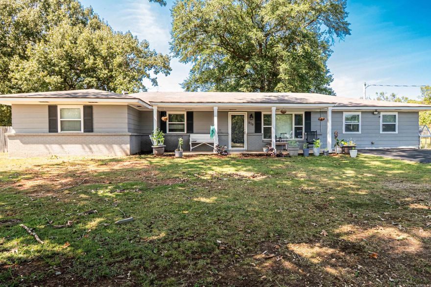 Just on the edge of warren sits this home with a nice sized yard. Plenty of room to relax and enjoy a backyard full of kids or pets playing. You still have to convenience of the highway and quick access to town also. The home has had some renovation and there is still opportunity left to make it yours and add your own character to the home. It’s a comfortable home with spacious rooms and lots of storage. It features 4 bedrooms, two full baths, large living area with an open floor plan.