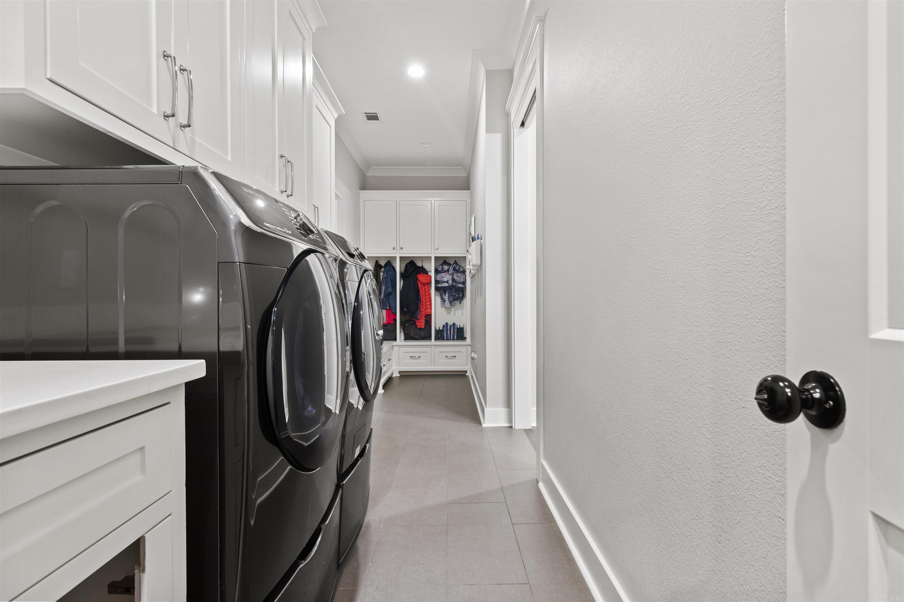 CHENAL VALLEY "ENSBURY PLACE" - Residential