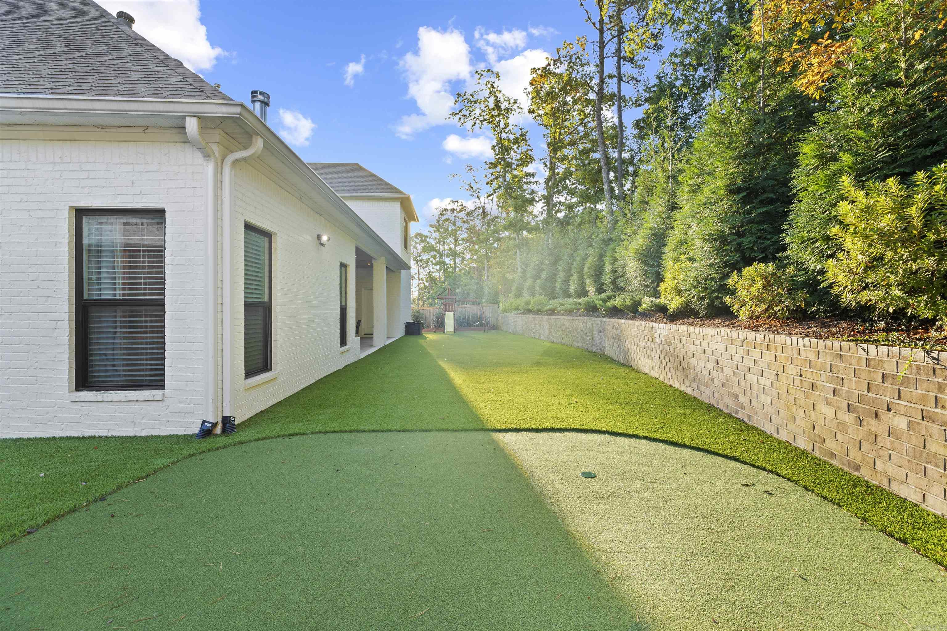 CHENAL VALLEY "ENSBURY PLACE" - Residential