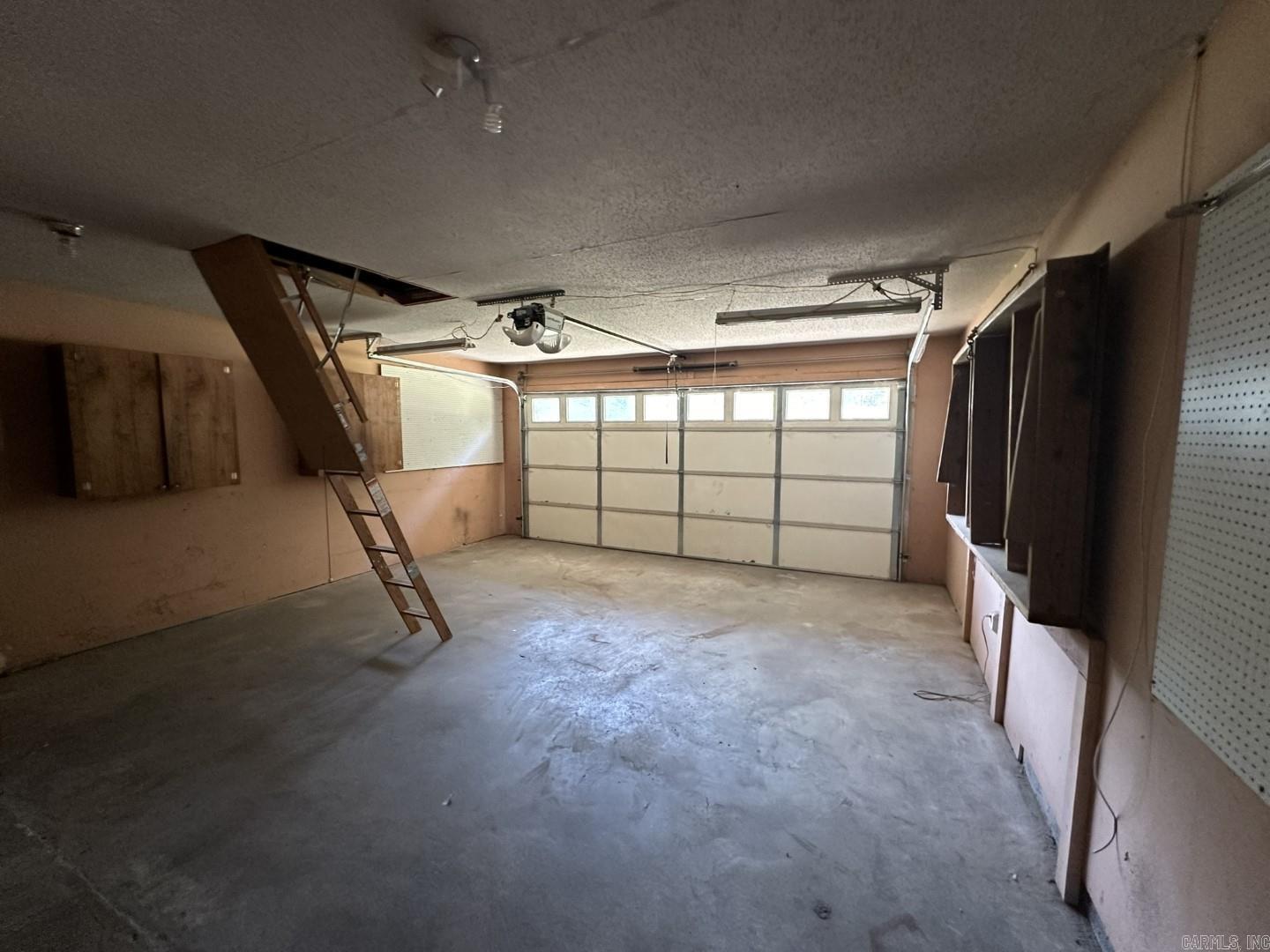 SHANNON HILLS s - Residential